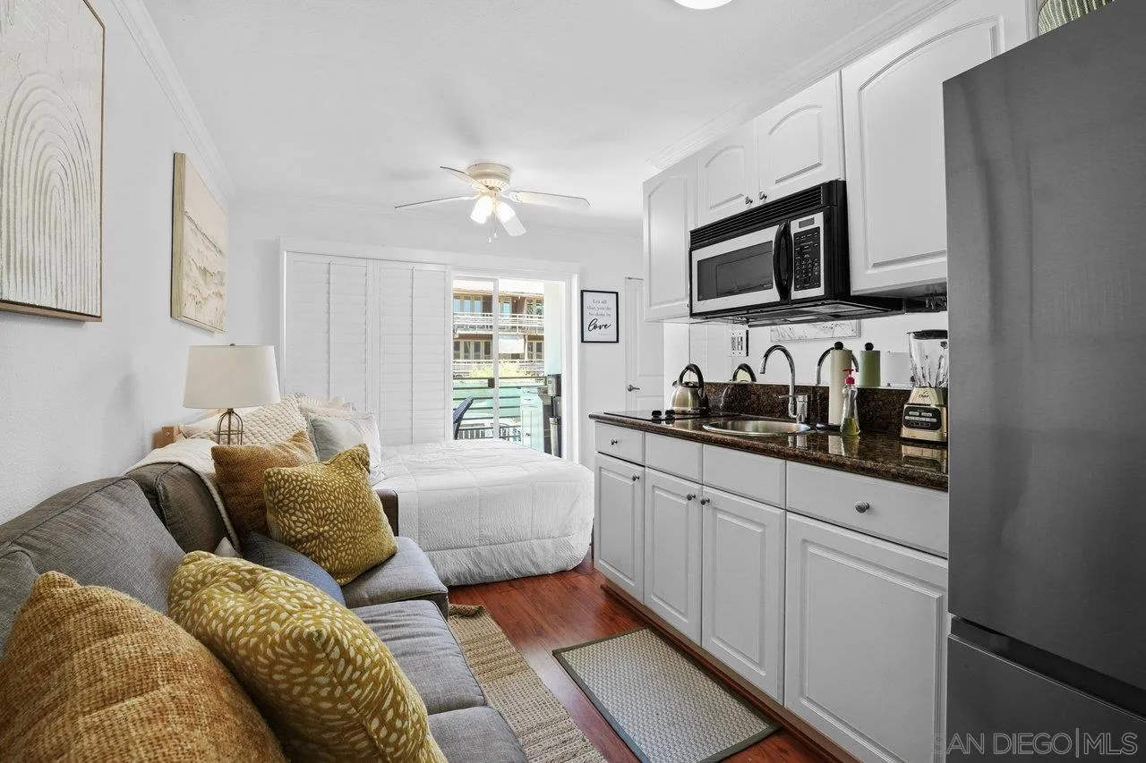 Photo #4: 250031135 Listing: Photo #4