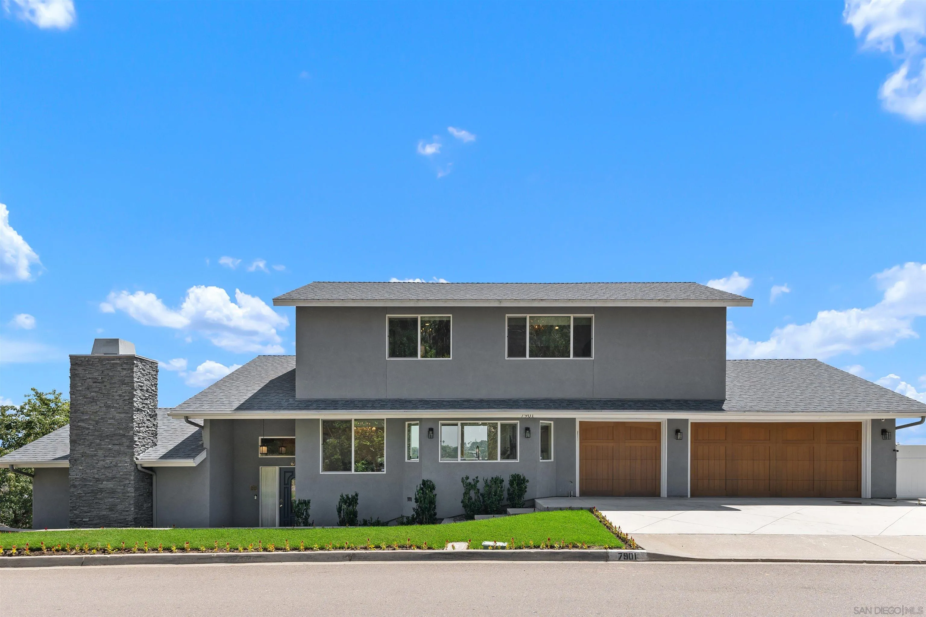 https://cdn.realtyfeed.com/cdn/127/250031137/7a7b2613fe53cd0cc4dbfb0c2dfb17ad.webp