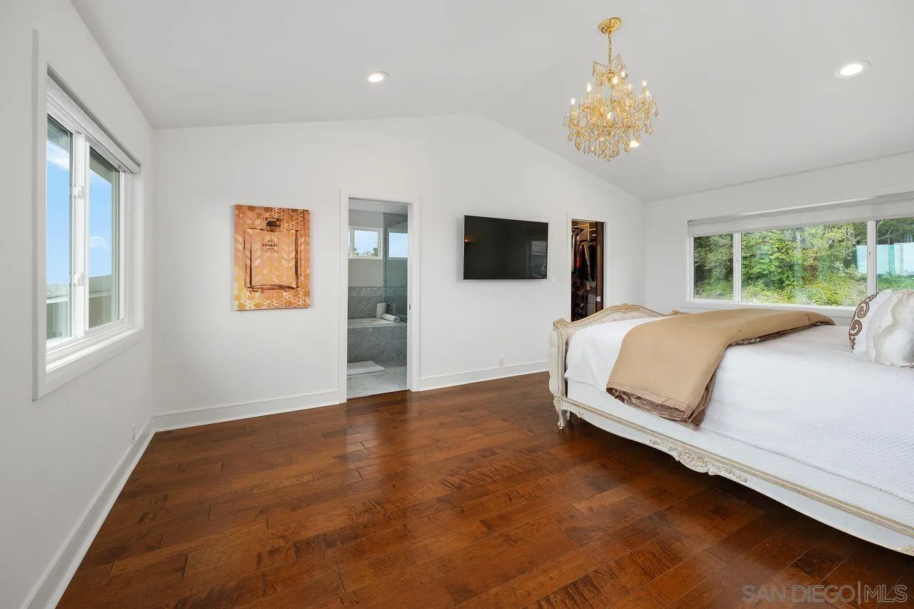 https://cdn.realtyfeed.com/cdn/127/250031137/948b7b4a090828c9bdcdc6ef6fd24f7c.webp