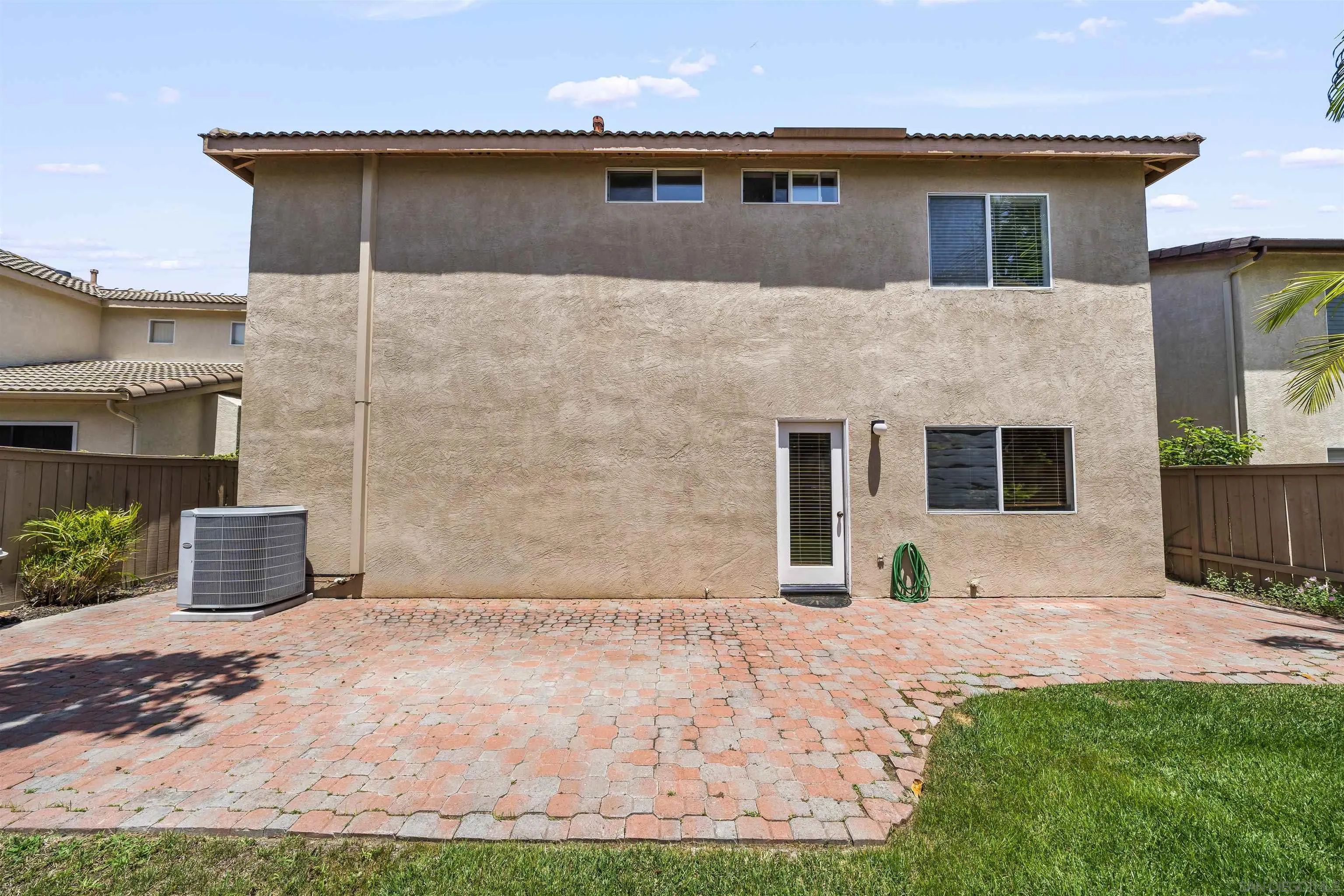 https://cdn.realtyfeed.com/cdn/127/250031147/e19f1bb0ee3dcec0b1b9a067f7dfbae6.webp