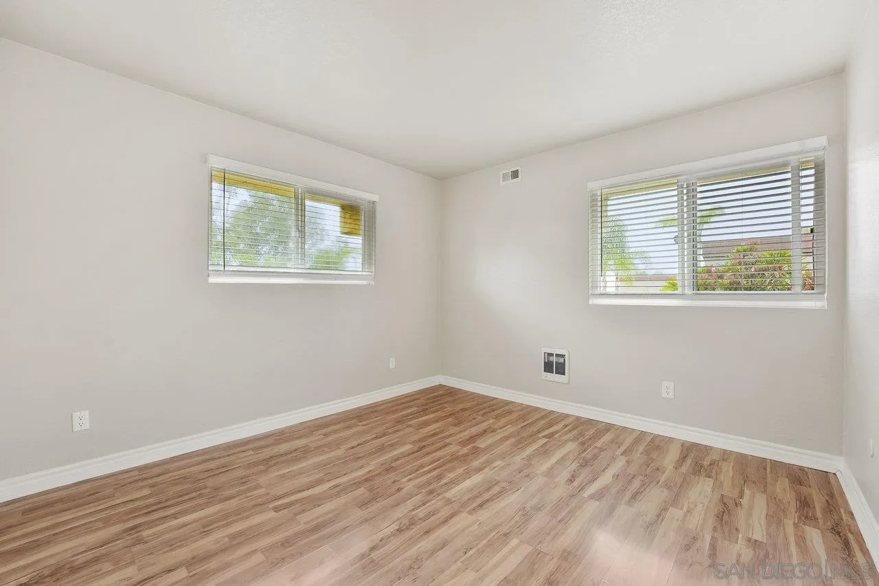 Photo #23: 250031149 Listing: Photo #23