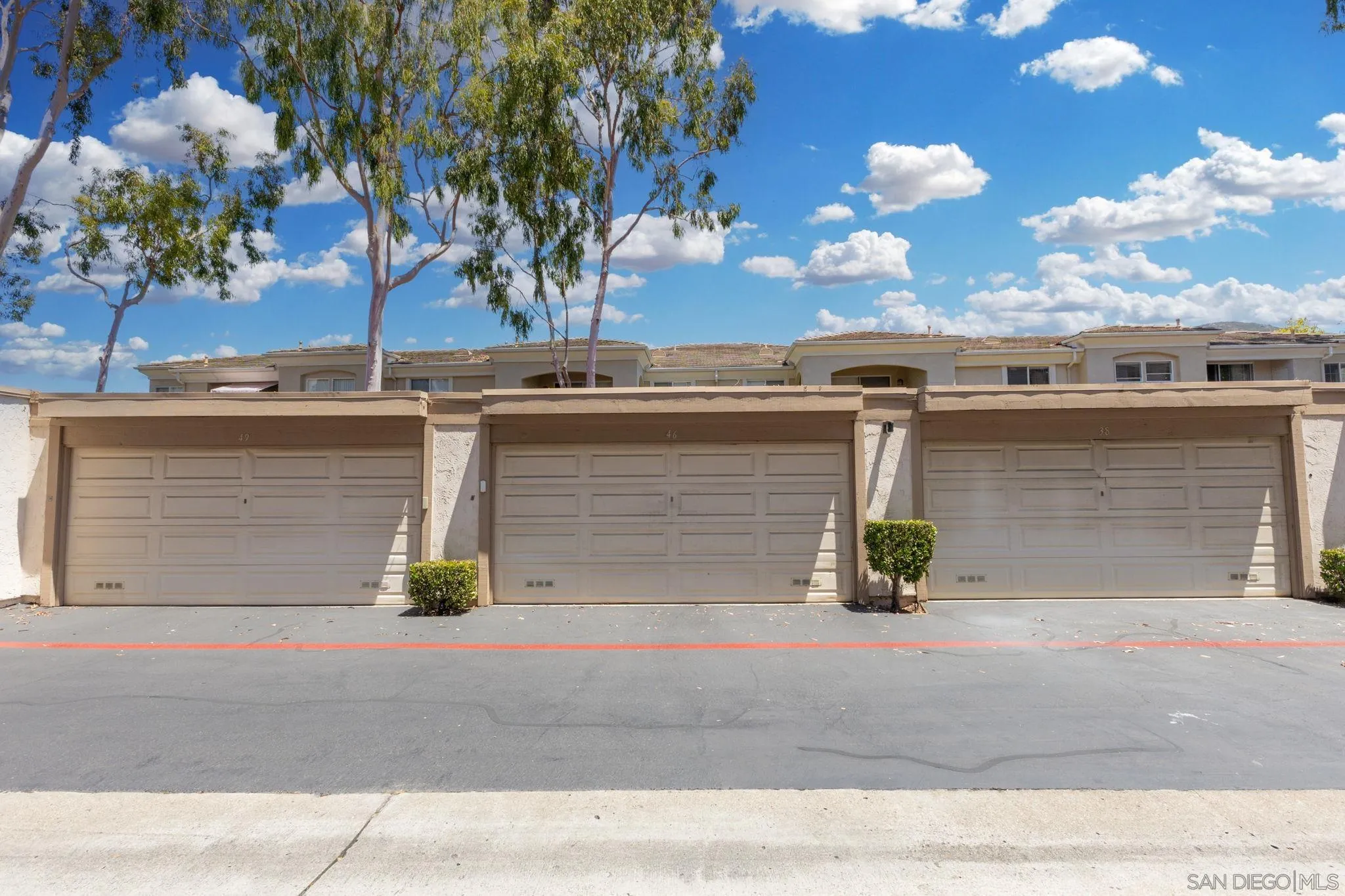 Photo #2: 250031156 Listing 