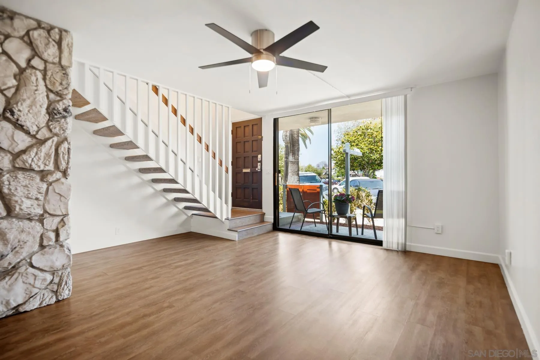https://cdn.realtyfeed.com/cdn/127/250031168/31bfb957db6688c86fbc7f1f44ae6346.webp