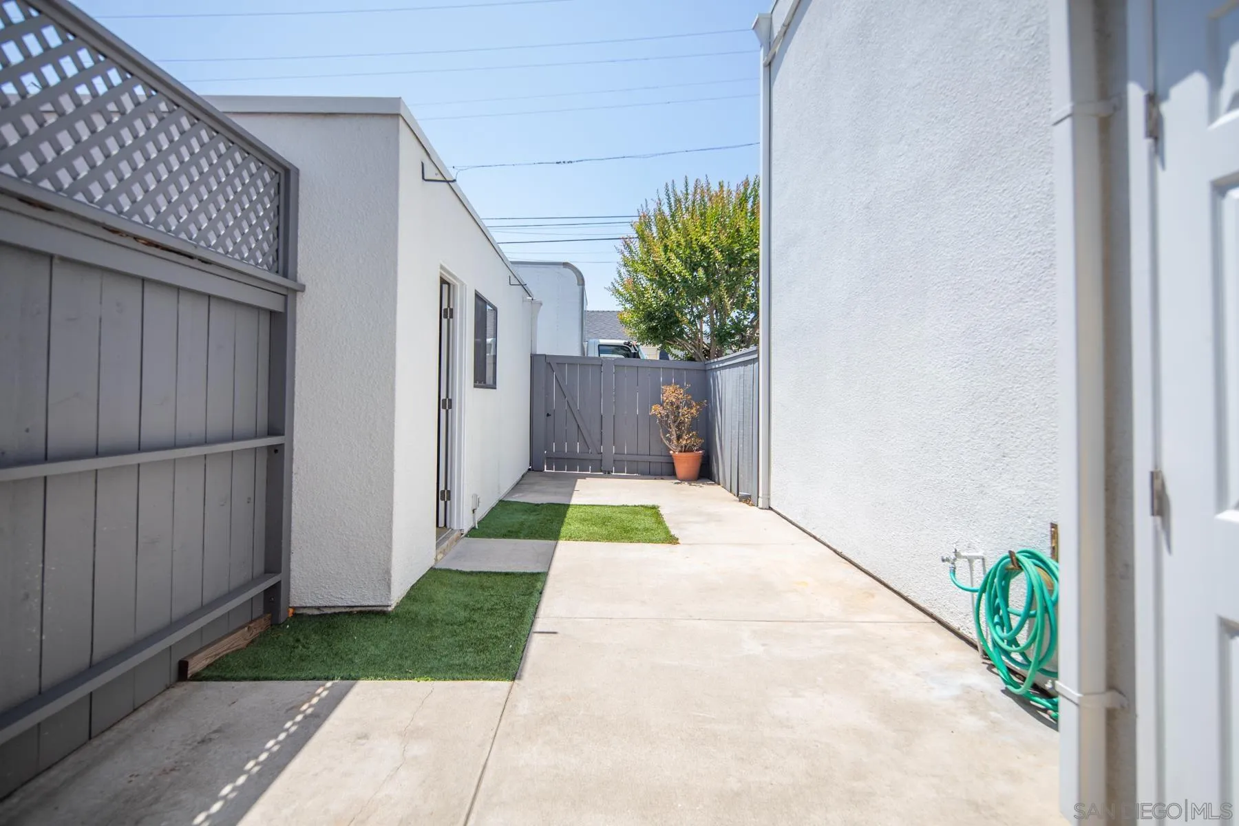 Photo #4: 250031168 Listing 