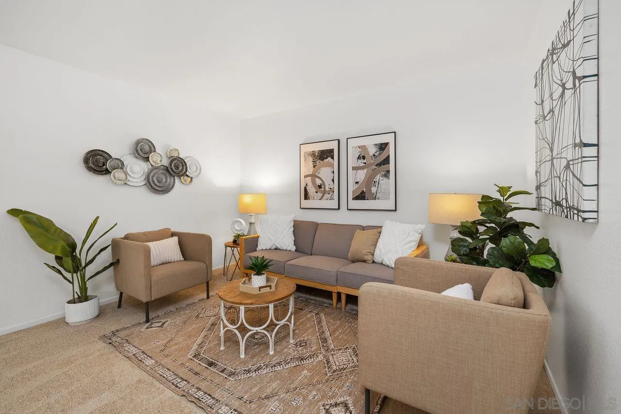 Photo #4: 250031176 Listing 