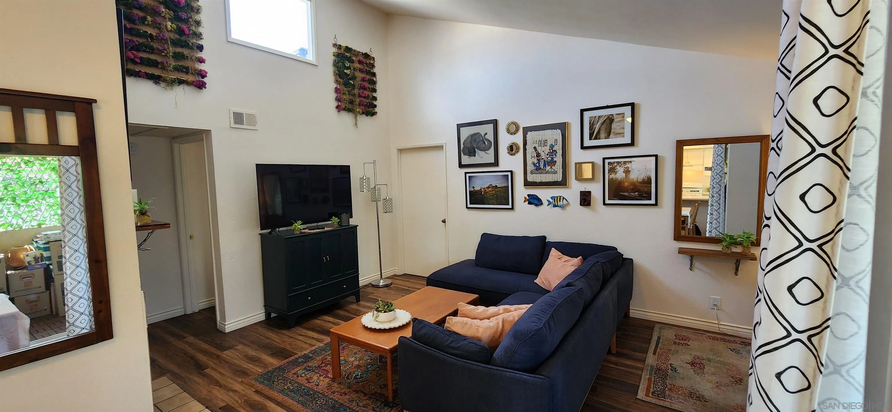 Photo #3: 250031177 Listing 