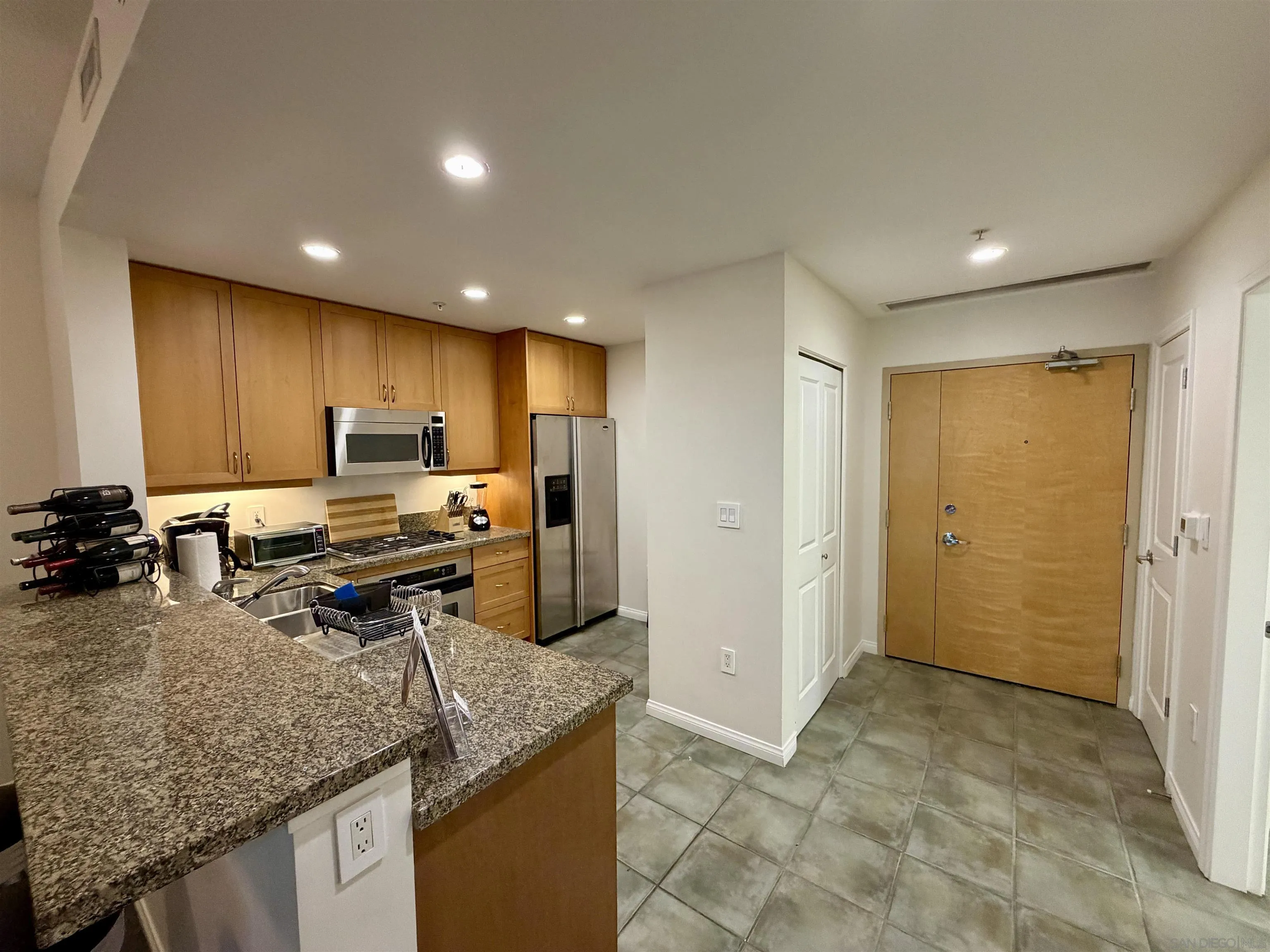 Photo #5: 250031202 Listing: Photo #5