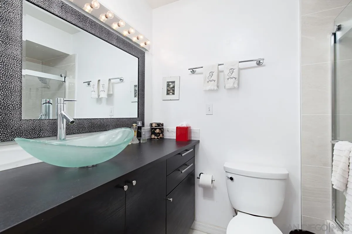 Photo #15: 250031220 Listing: Photo #15