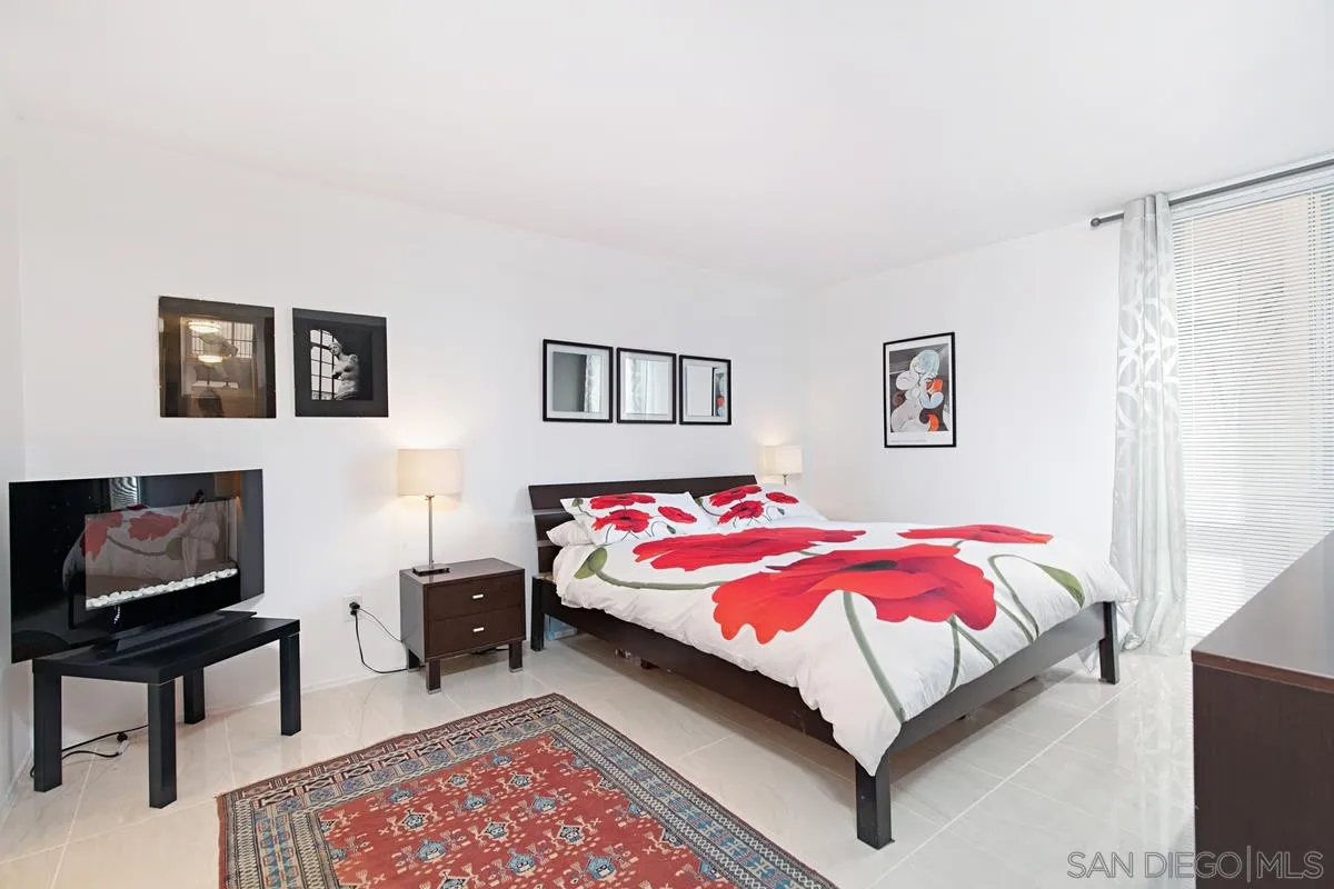 Photo #12: 250031220 Listing: Photo #12