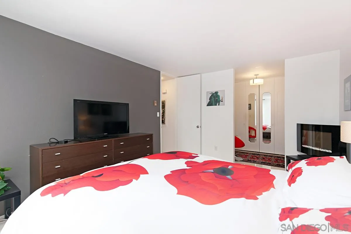 Photo #13: 250031220 Listing: Photo #13