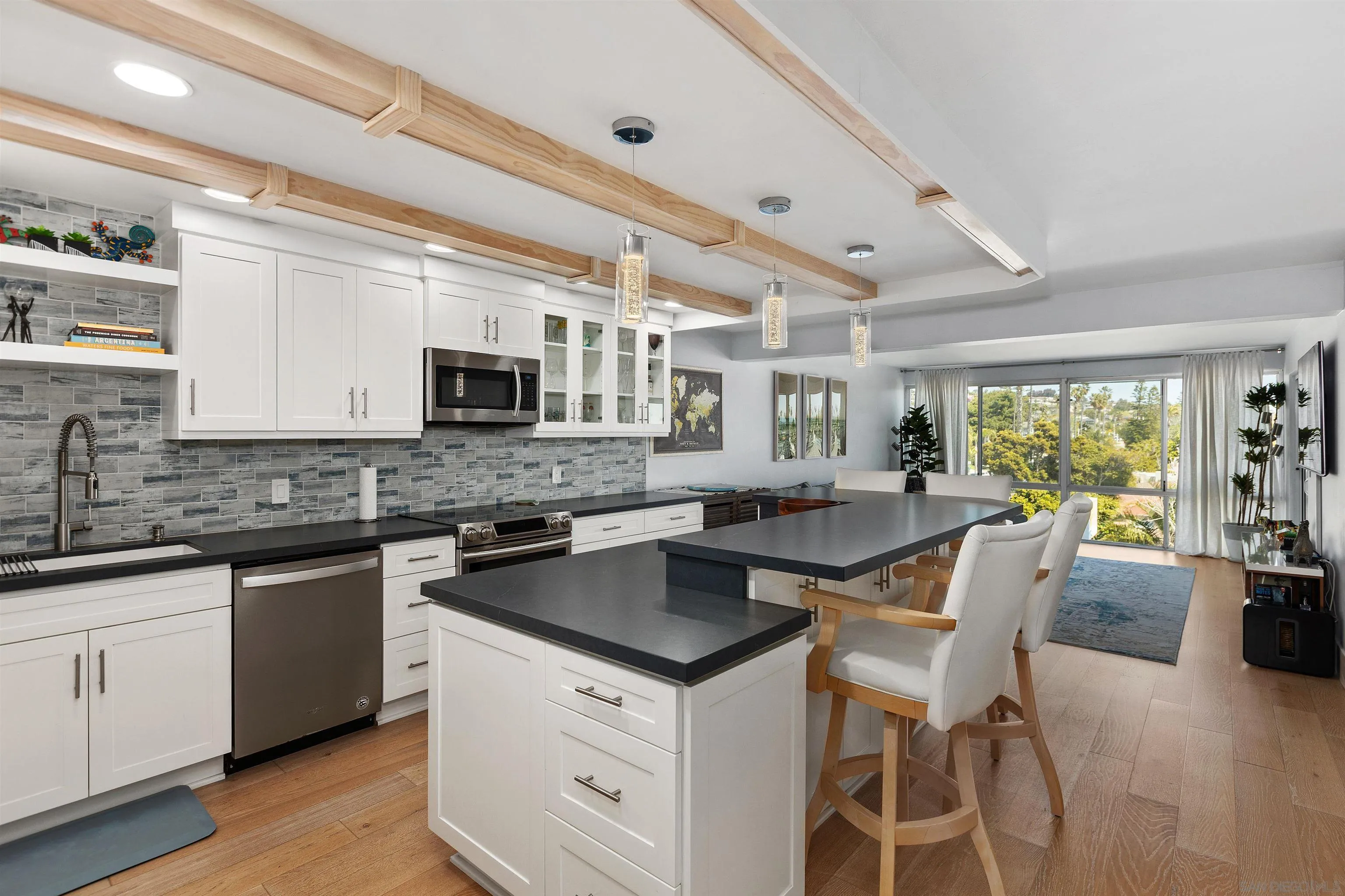 More Details about MLS # 250031223 : 4944 CASS ST. UNIT 407