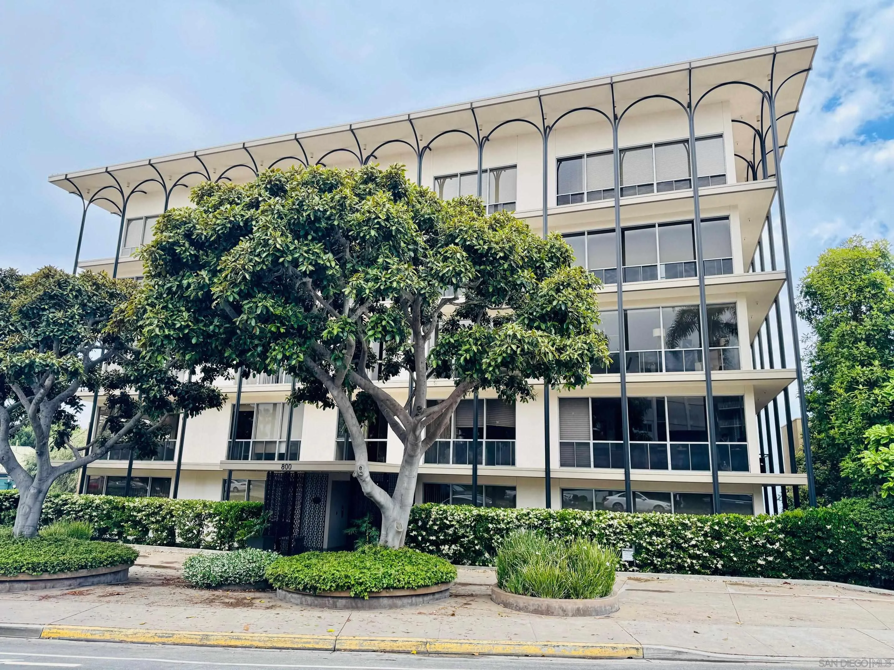 La Jolla, CA 92037