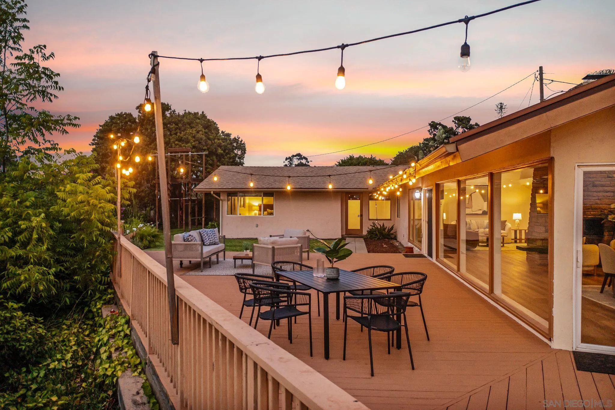 https://cdn.realtyfeed.com/cdn/127/250031257/0c97c7cbed8d375b85ed4a3b9c6fbce4.webp