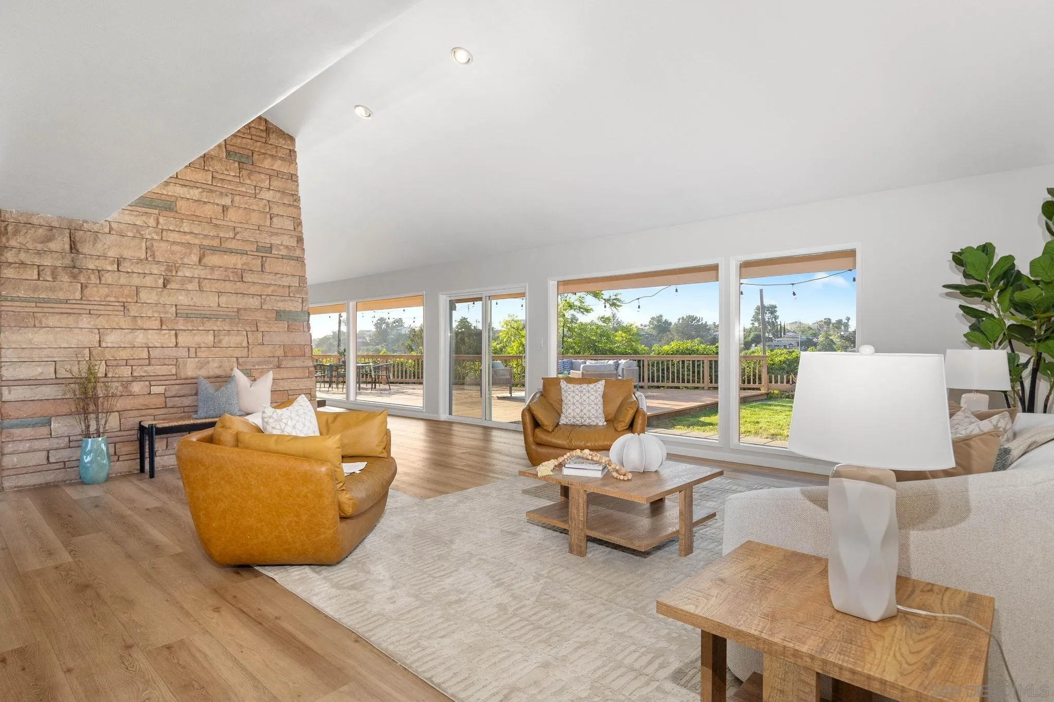 https://cdn.realtyfeed.com/cdn/127/250031257/4baf2bd99a6545b0762bd2f11d535c4a.webp
