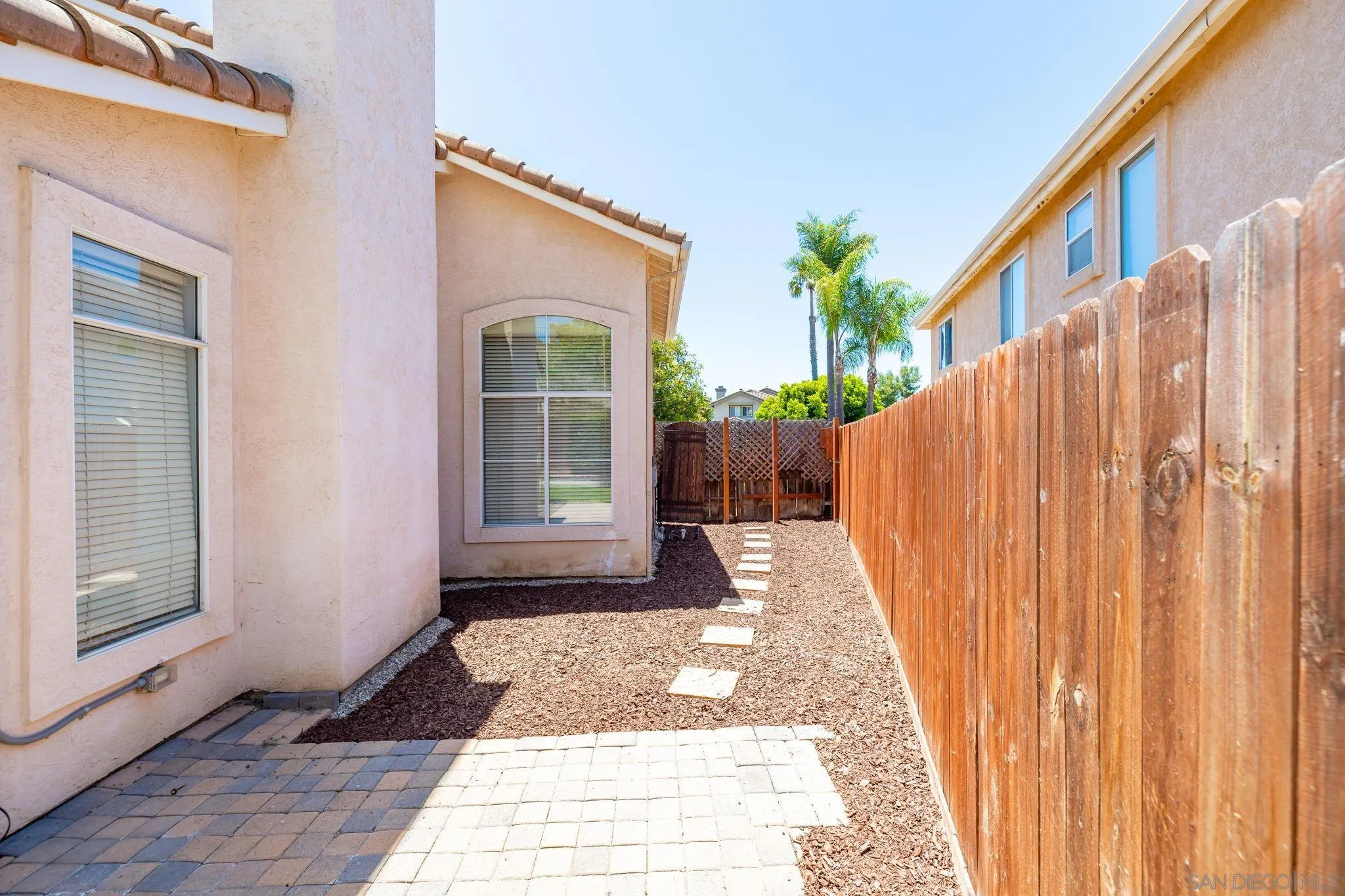 https://cdn.realtyfeed.com/cdn/127/250031258/13146f1f8181aea60f252dde2070084a.webp