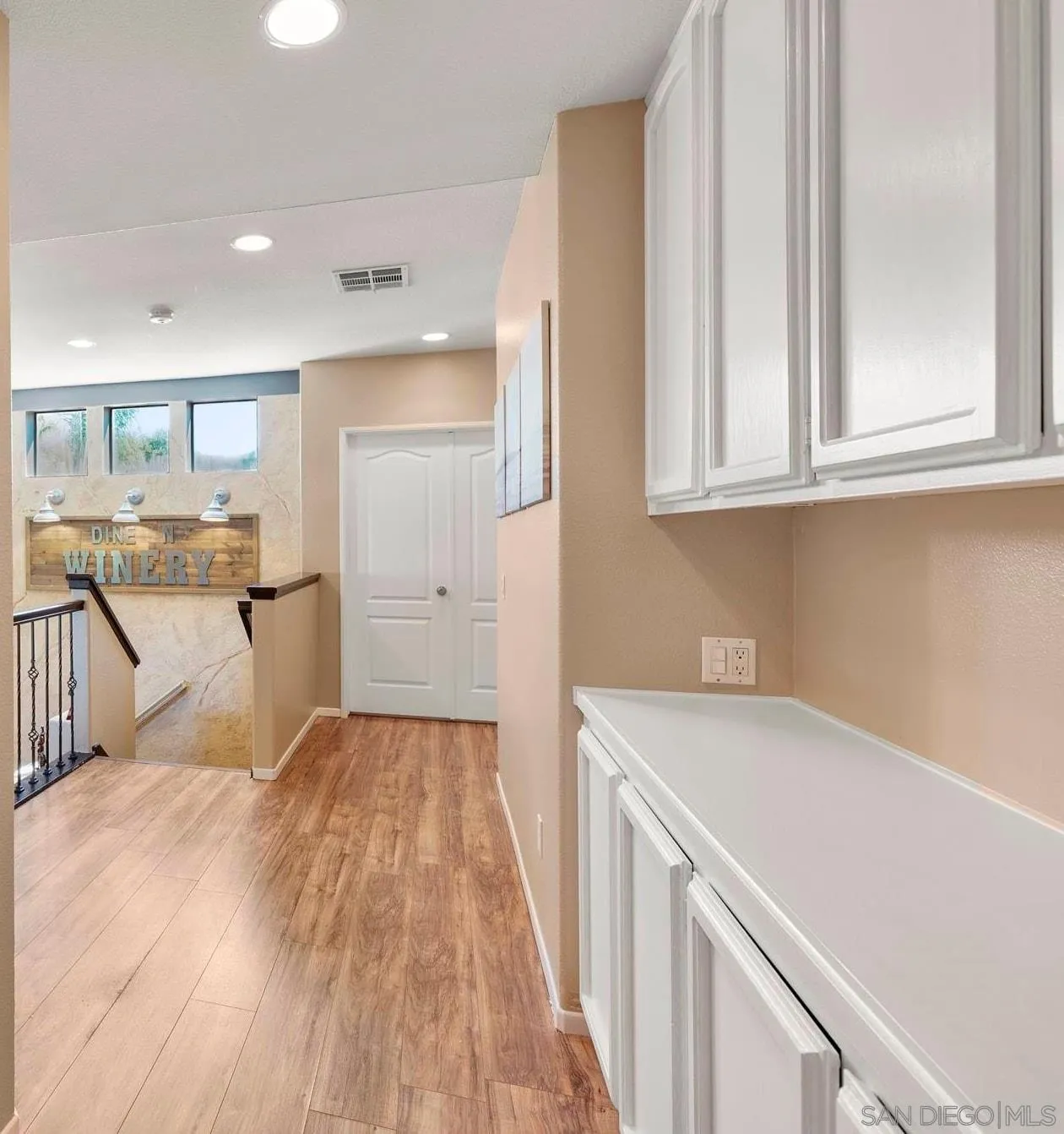 https://cdn.realtyfeed.com/cdn/127/250031258/2c5b703037ecdff0bdbf01112e62a6e1.webp