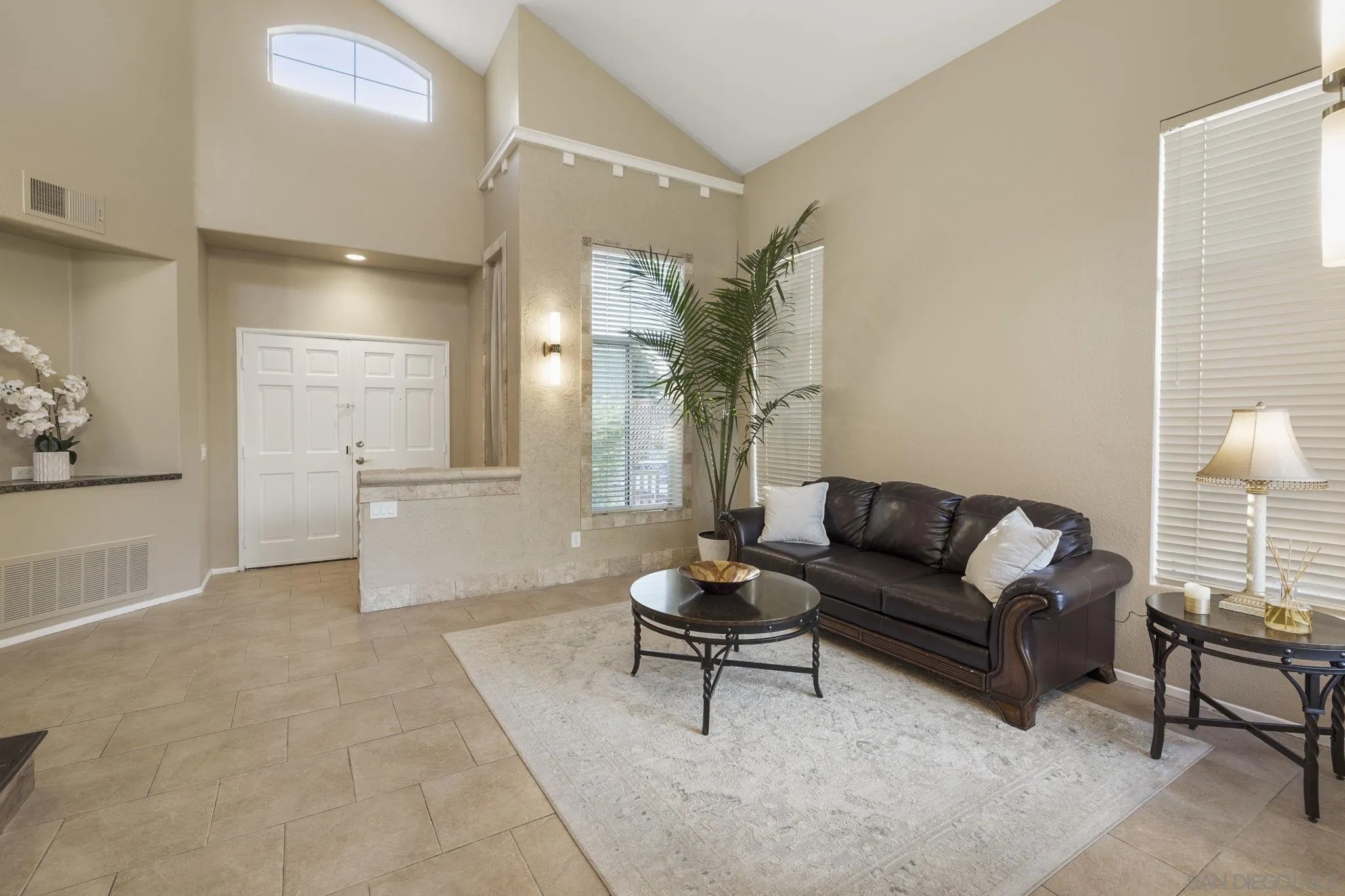 https://cdn.realtyfeed.com/cdn/127/250031258/709fb7340991853b19a719b6d8271019.webp