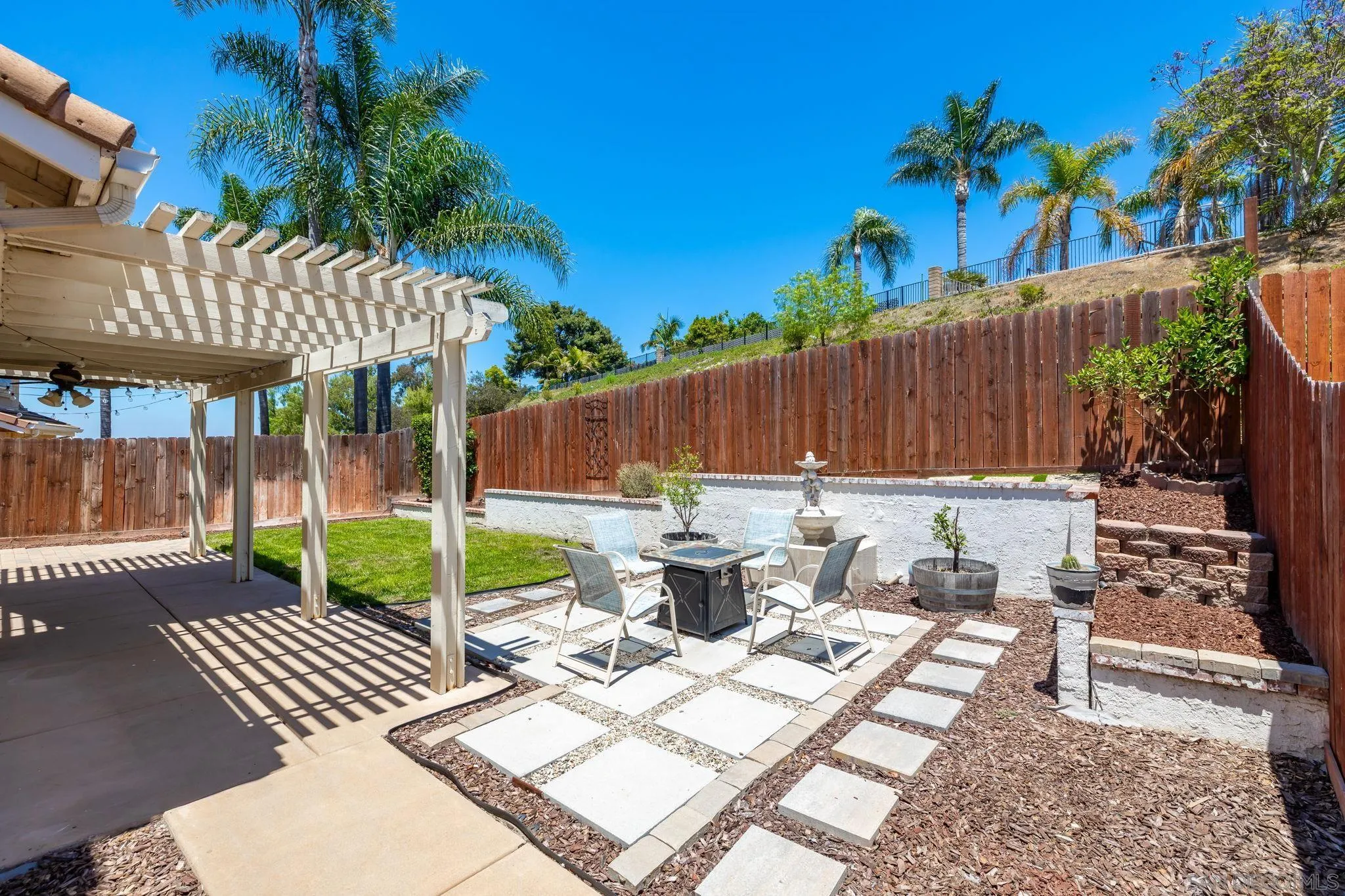 https://cdn.realtyfeed.com/cdn/127/250031258/71f54002208d44fbe9c68bf39af1394d.webp