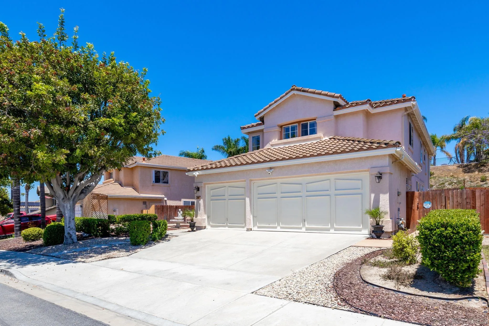 https://cdn.realtyfeed.com/cdn/127/250031258/c9bd968e8f13ea6df93c70a868c91de6.webp