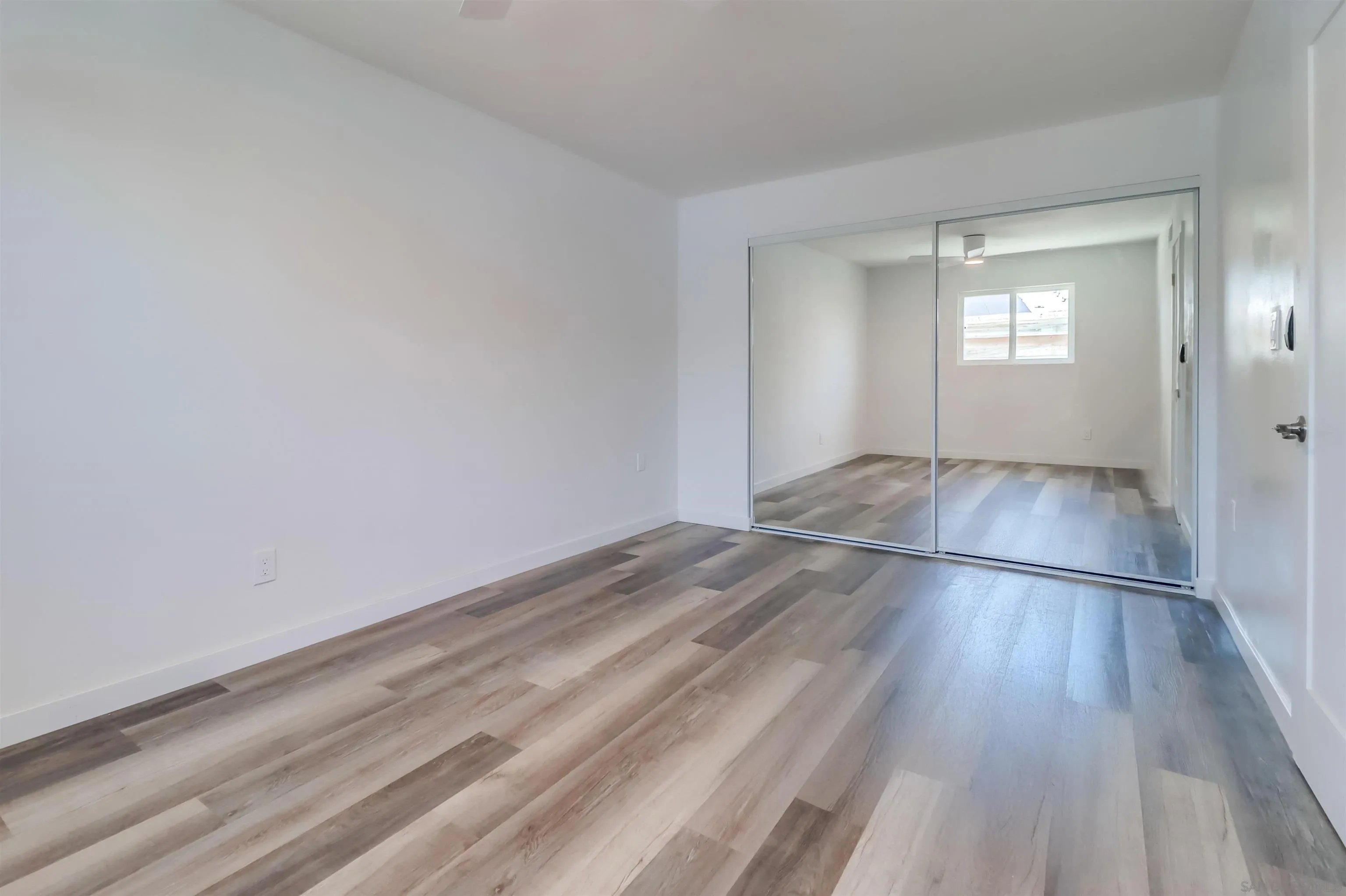 https://cdn.realtyfeed.com/cdn/127/250031270/365d42c02502fa1ab2bb7e8c645f46f4.webp