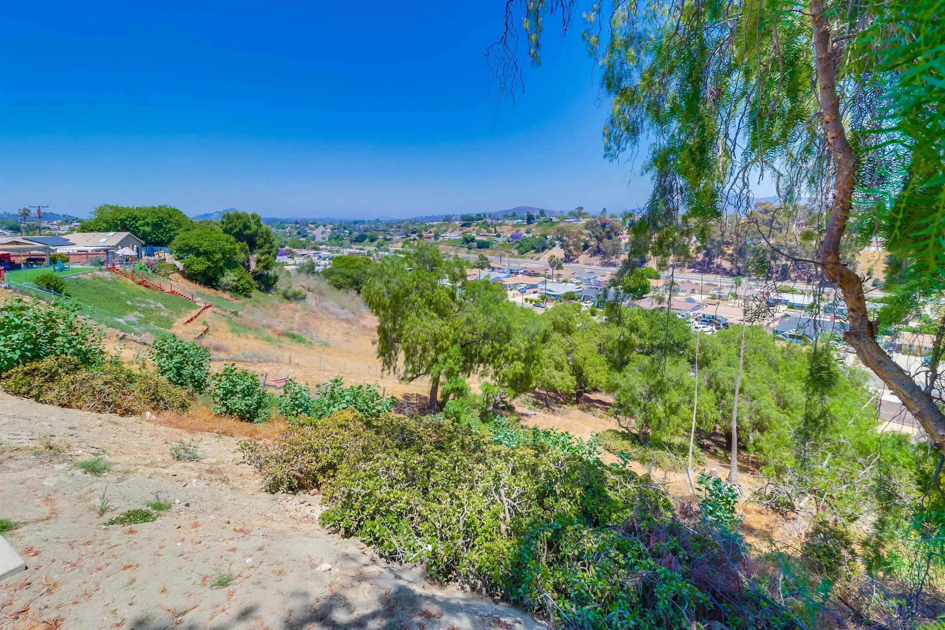 https://cdn.realtyfeed.com/cdn/127/250031270/c84efc6ce8dbeb8286930a71051a9892.webp