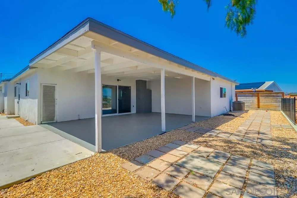 https://cdn.realtyfeed.com/cdn/127/250031270/dc2bc15e6acba3c50d87de54b0213012.webp