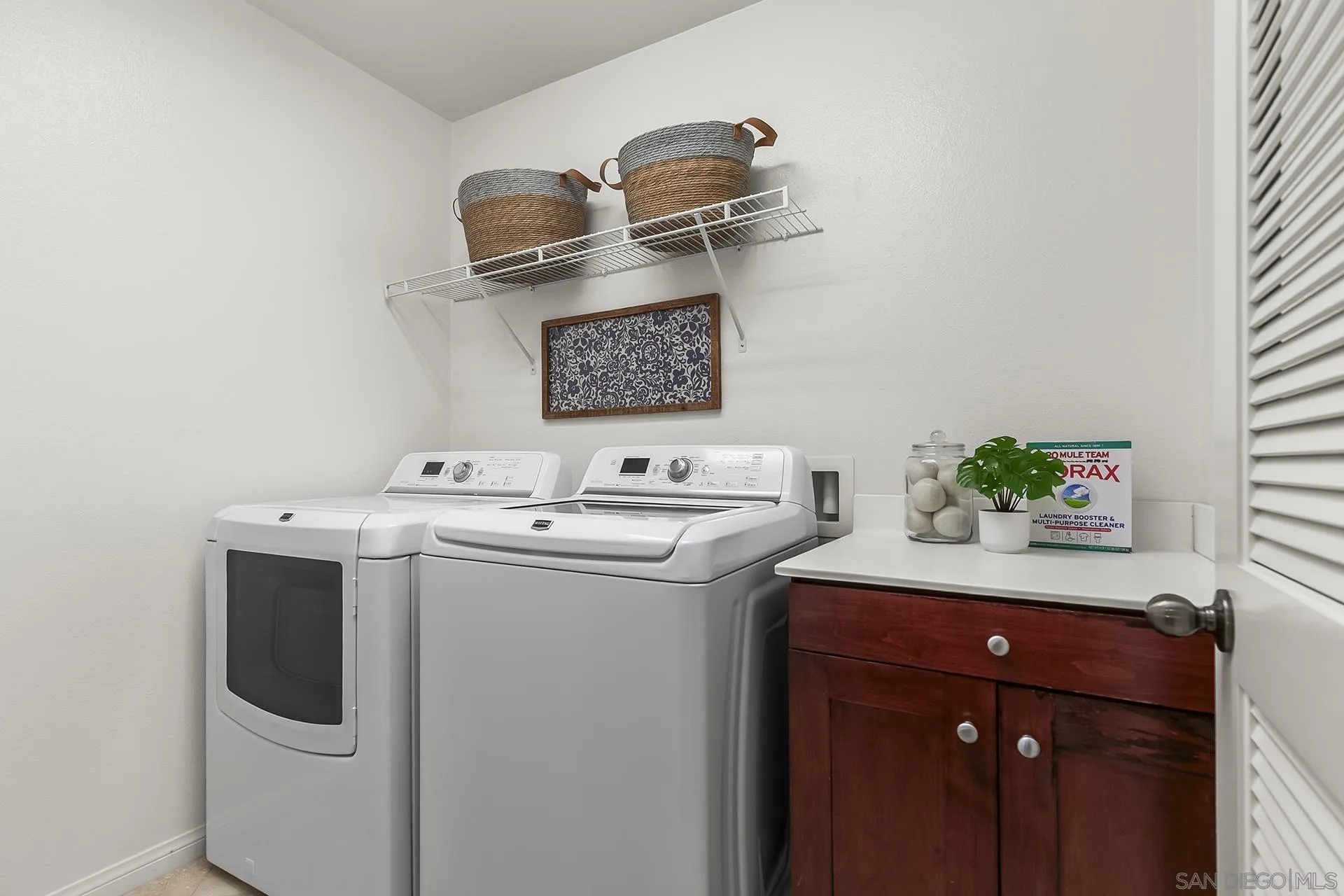 https://cdn.realtyfeed.com/cdn/127/250031275/0914169d5fc41db39510fb890cbfb63b.webp