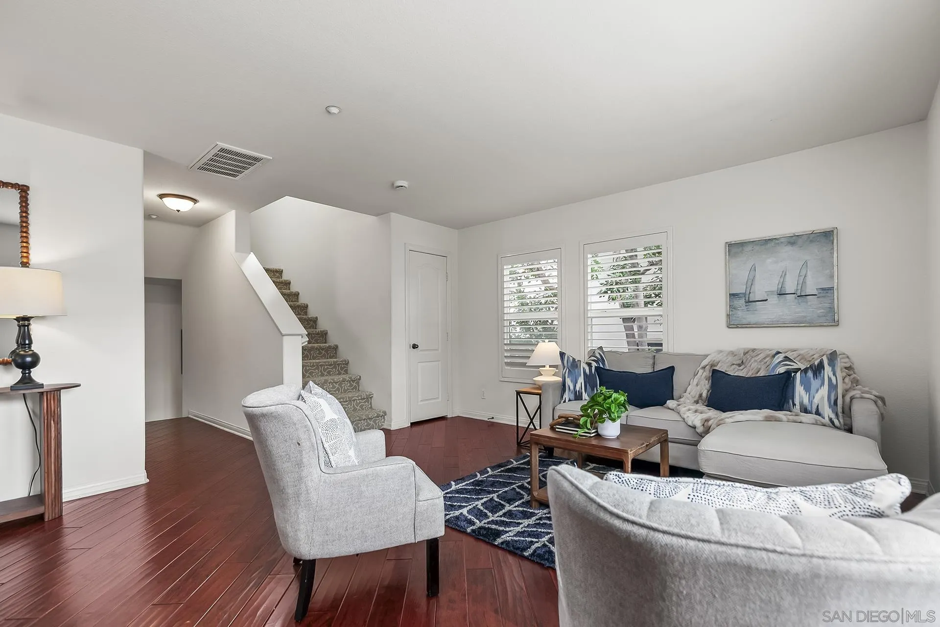 https://cdn.realtyfeed.com/cdn/127/250031275/bf61680ceeb80baaa326f88a393f2bc4.webp