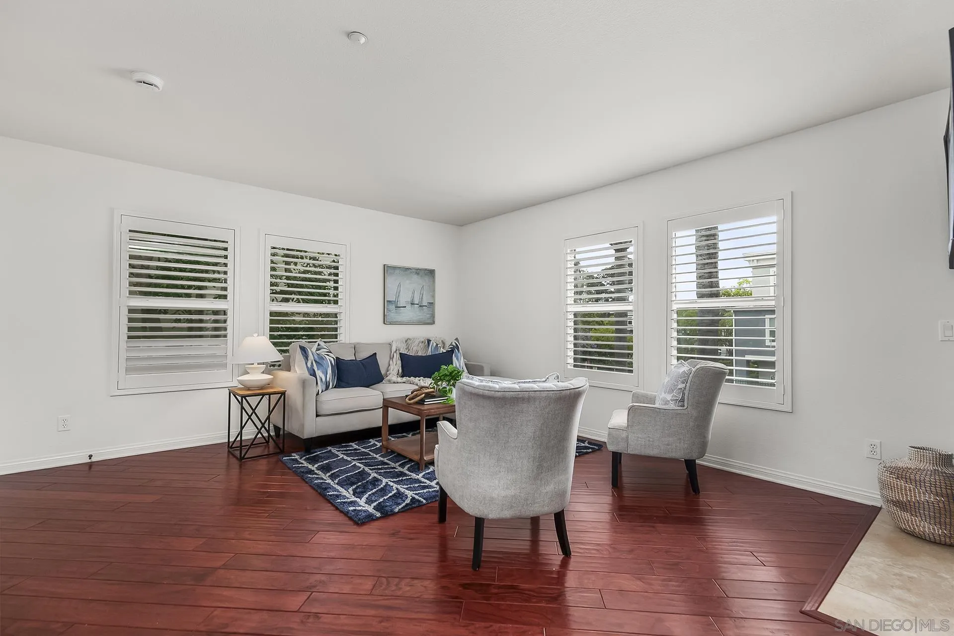 https://cdn.realtyfeed.com/cdn/127/250031275/ed02d14dc8fa230e83372c6bedb8721b.webp