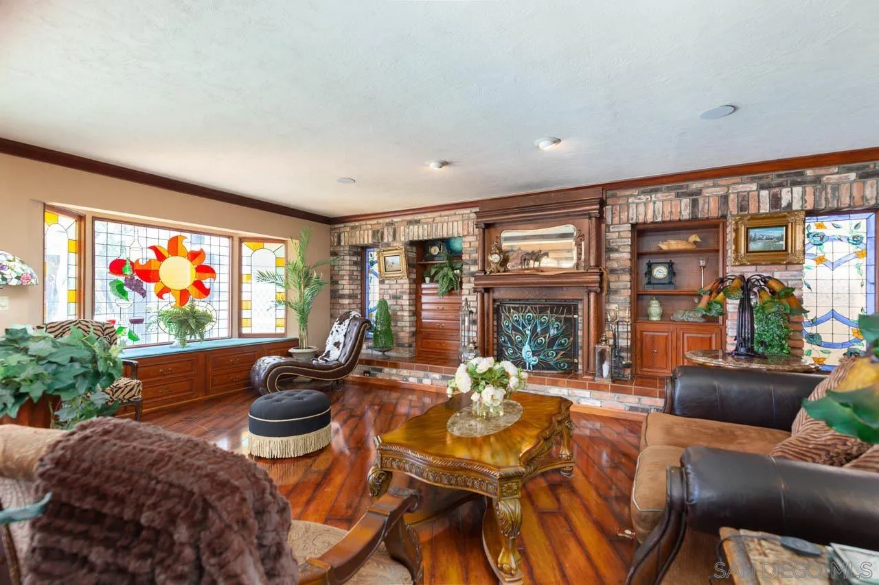 https://cdn.realtyfeed.com/cdn/127/250031320/047f9106356aacc45fc235c55c3e8049.webp
