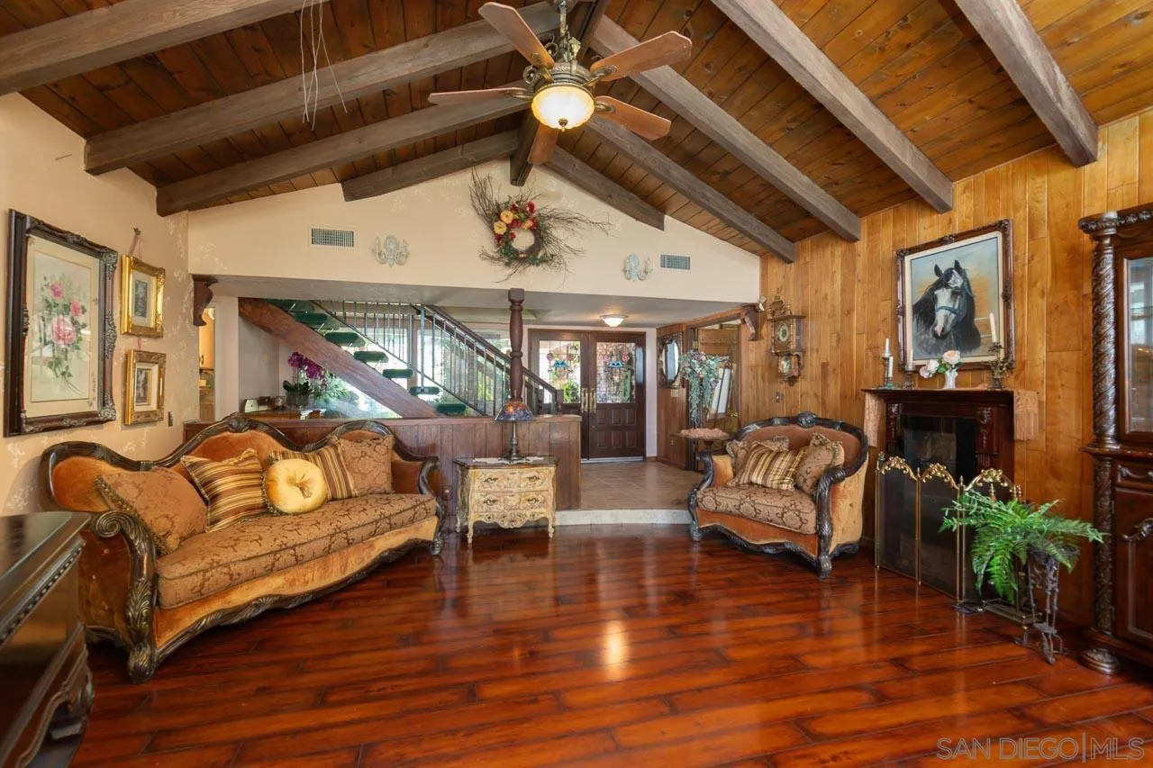 https://cdn.realtyfeed.com/cdn/127/250031320/536fc83b34989367b01072e309a5fa40.webp