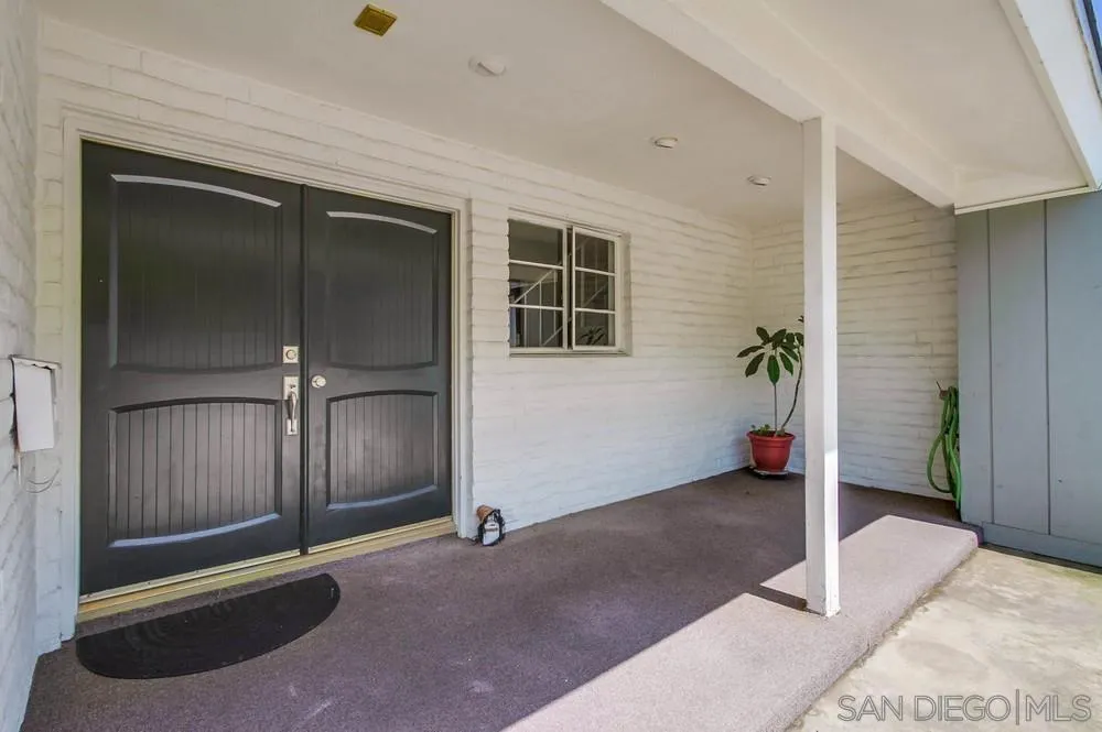 https://cdn.realtyfeed.com/cdn/127/250031333/45096d01651328d5447f39a484f74034.webp