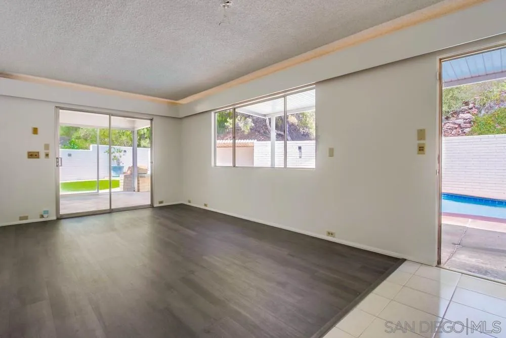 https://cdn.realtyfeed.com/cdn/127/250031333/776015653cfe241dec06e7a9fe4851da.webp