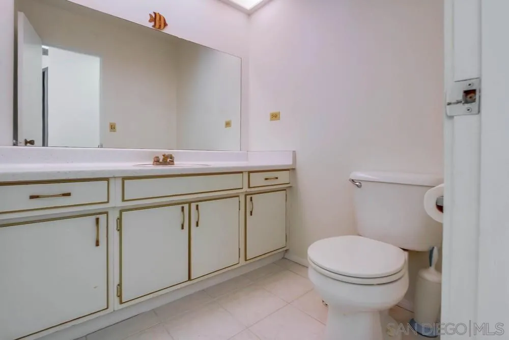 https://cdn.realtyfeed.com/cdn/127/250031333/7fafc4500f3a2ddb3e85af799df20bfb.webp