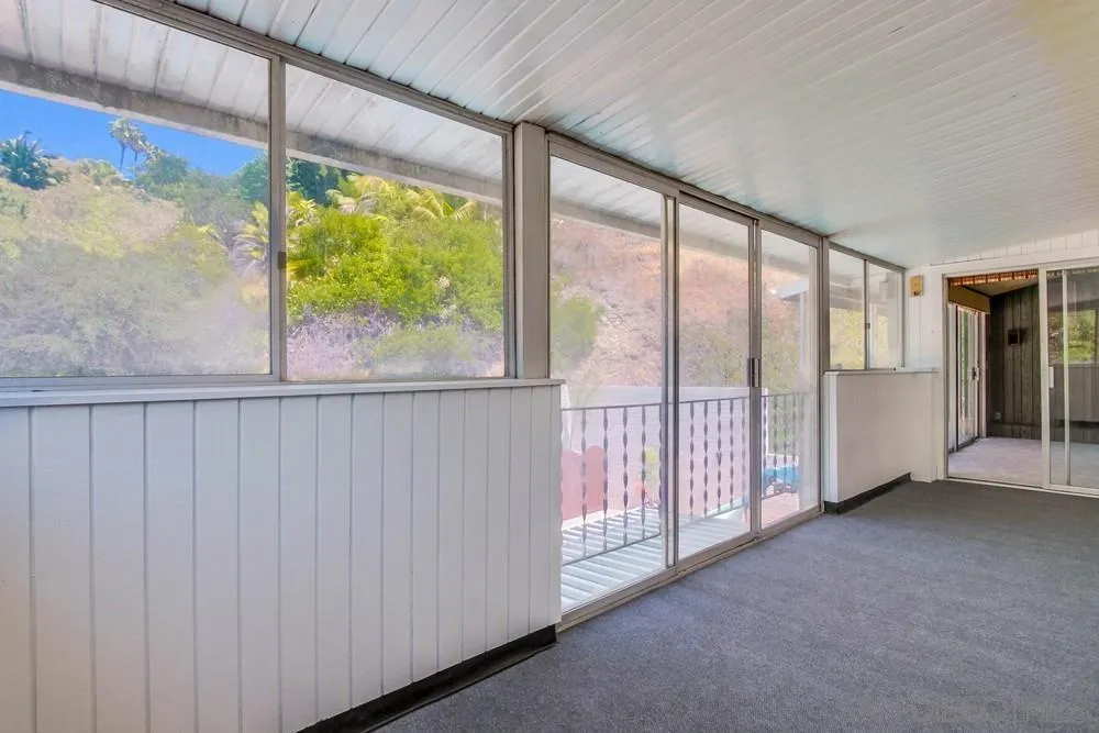 https://cdn.realtyfeed.com/cdn/127/250031333/85cc56f91546a706f073a01eb5539bb2.webp