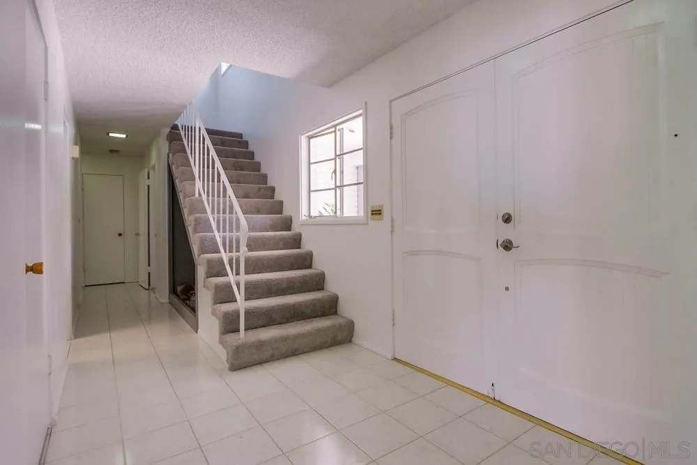 https://cdn.realtyfeed.com/cdn/127/250031333/9e0fb731ef560b24bc686519649918eb.webp