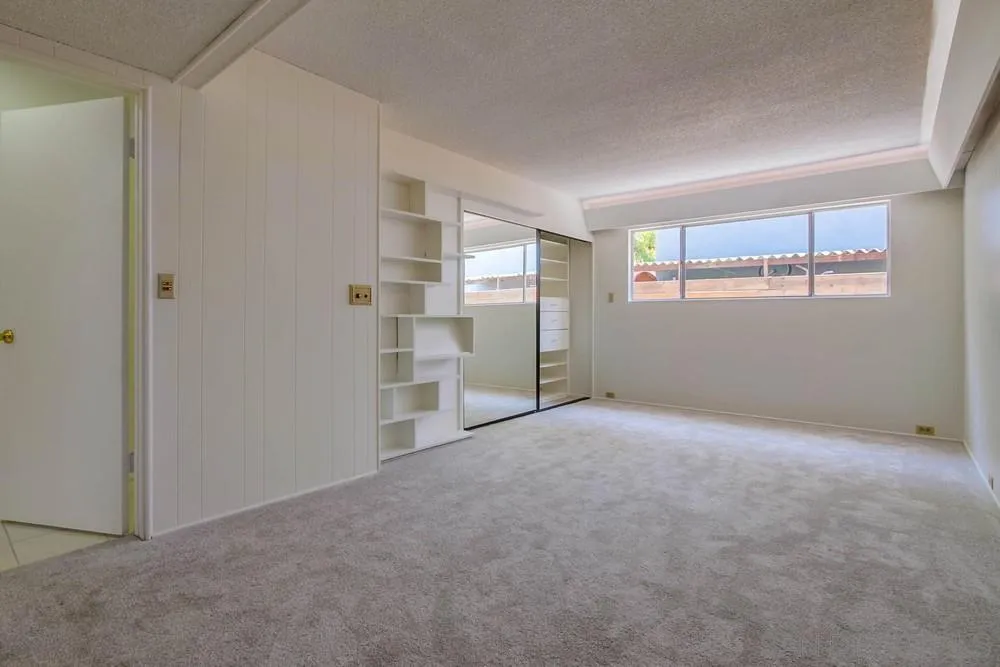 https://cdn.realtyfeed.com/cdn/127/250031333/b2c4840256e251bbc8dec61ae4982b0f.webp