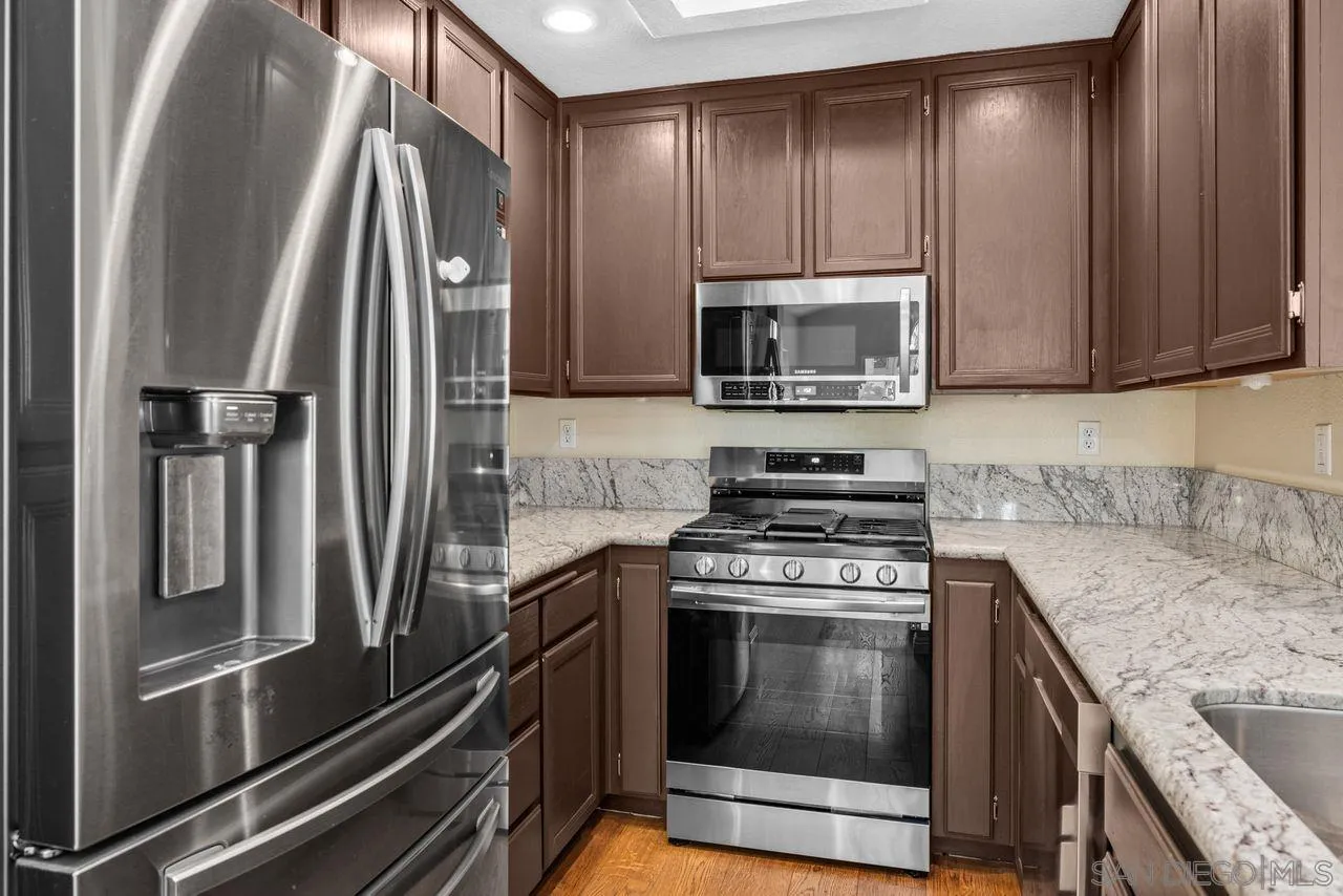 Photo #6: 250031339 Listing 