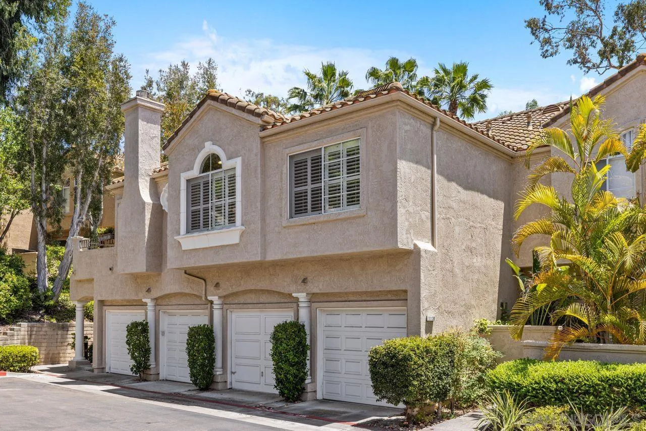 More Details about MLS # 250031339 : 11136 PORTOBELO DR.