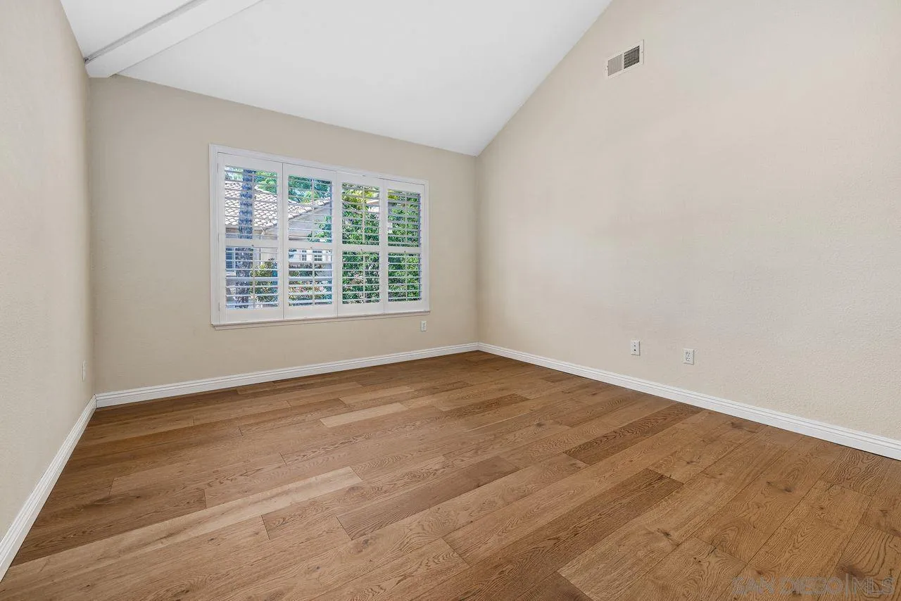 Photo #26: 250031339 Listing: Photo #26