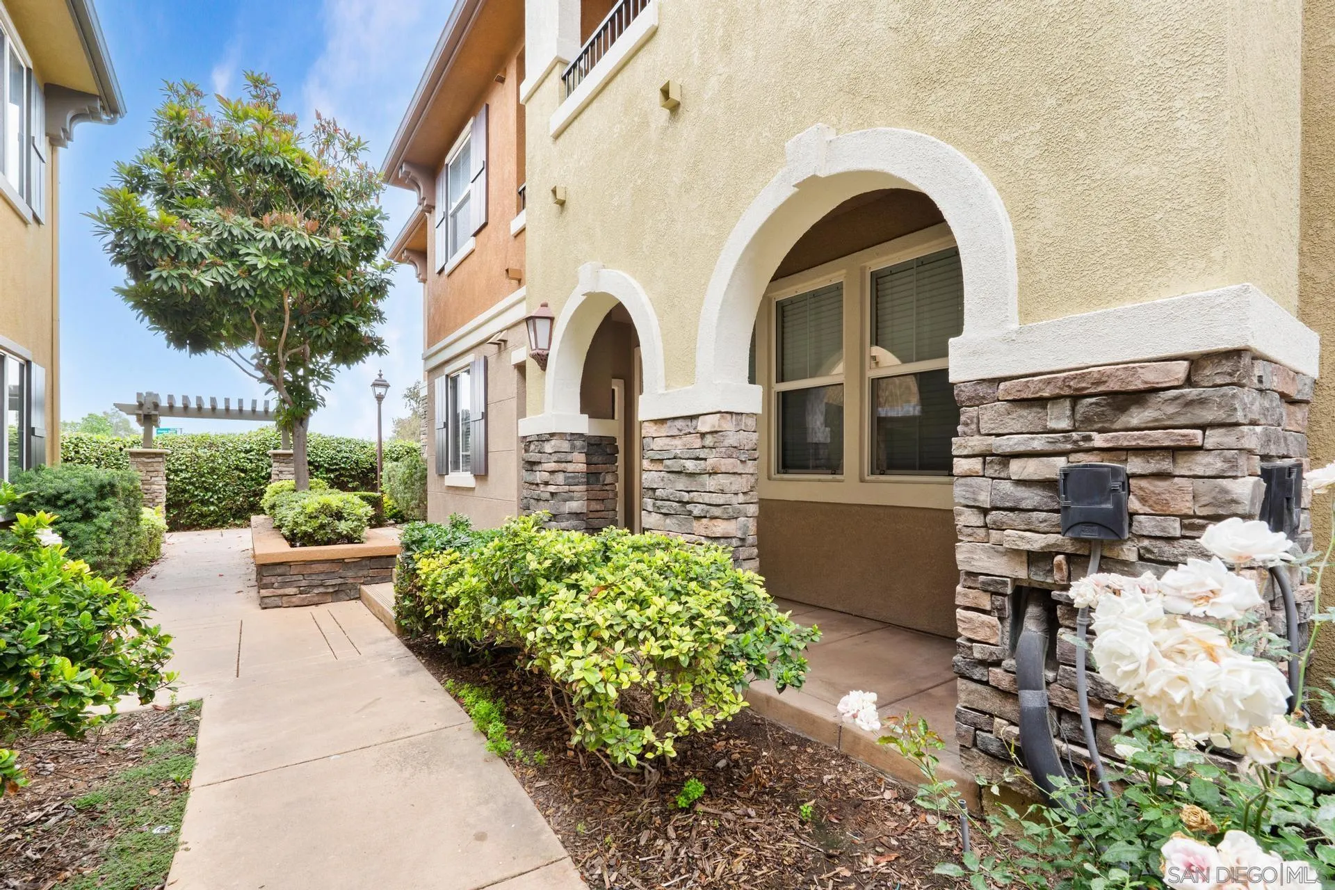 https://cdn.realtyfeed.com/cdn/127/250031349/04095483be167fc5b715d3be91f76b46.webp
