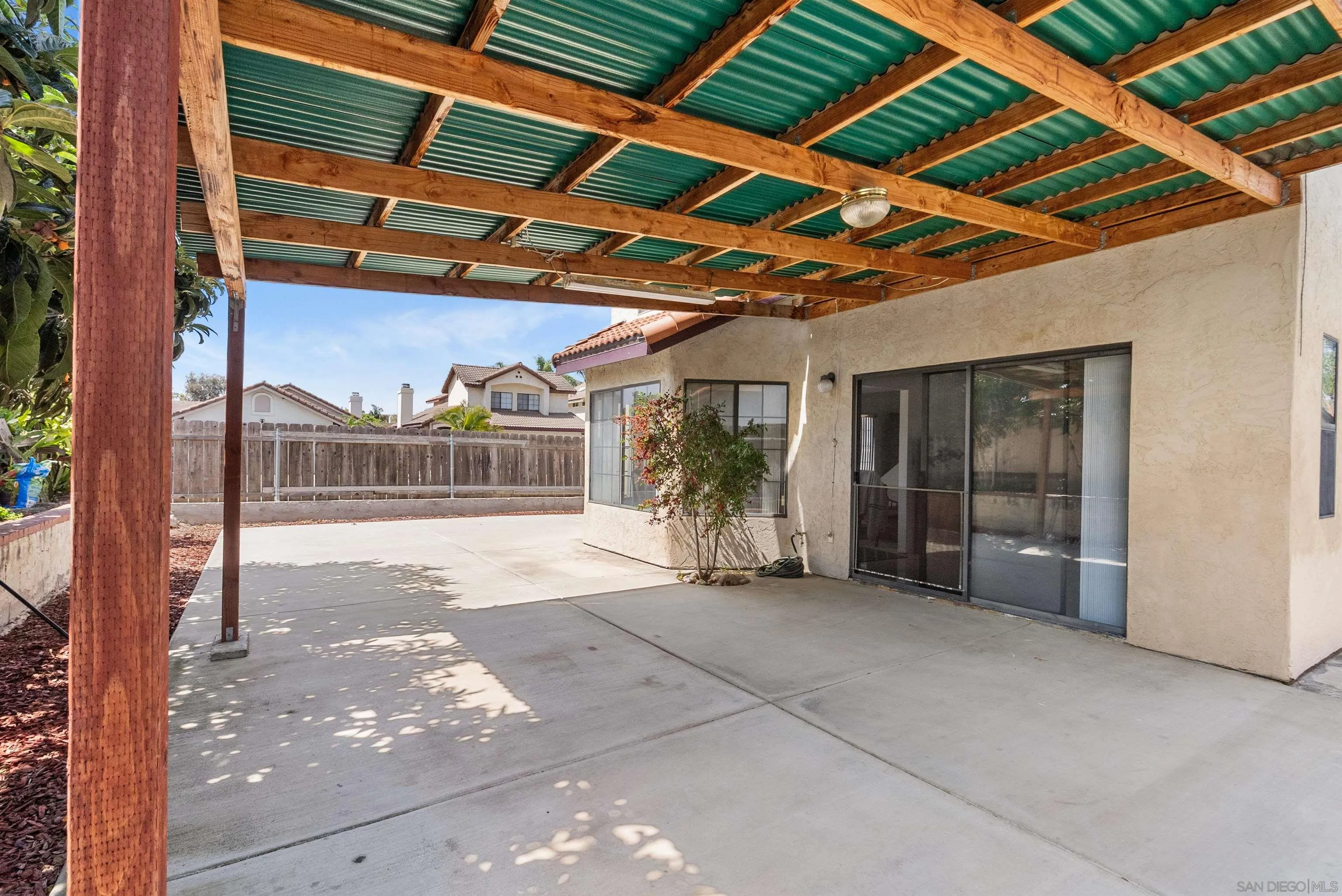 https://cdn.realtyfeed.com/cdn/127/250031359/6296f185e2359745289528dd2abd655a.webp