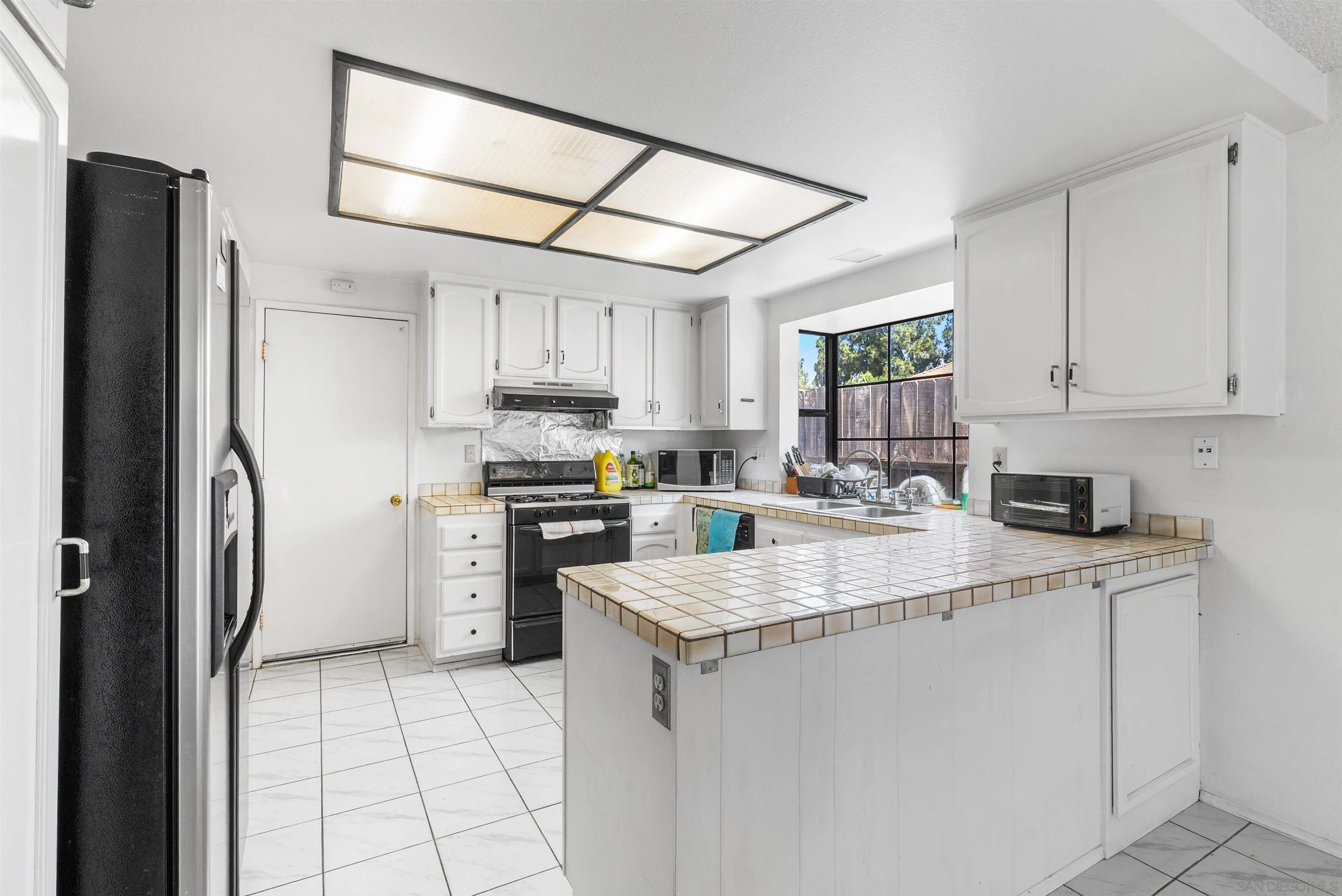 https://cdn.realtyfeed.com/cdn/127/250031359/bfb572314ae8275b17ec30e3d6a40717.webp