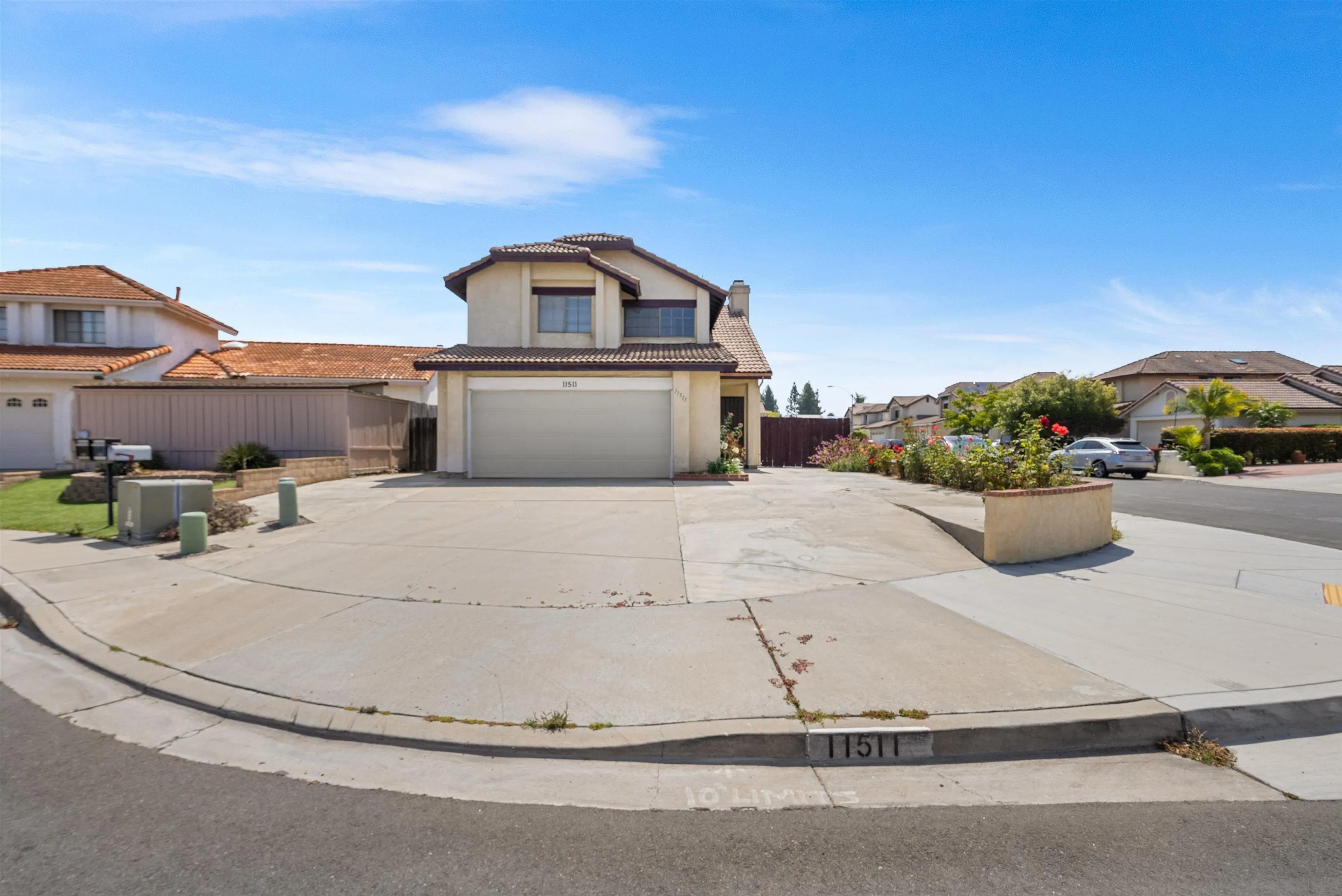 https://cdn.realtyfeed.com/cdn/127/250031359/fd01f8603aef241978cb7be21c67f3ac.webp