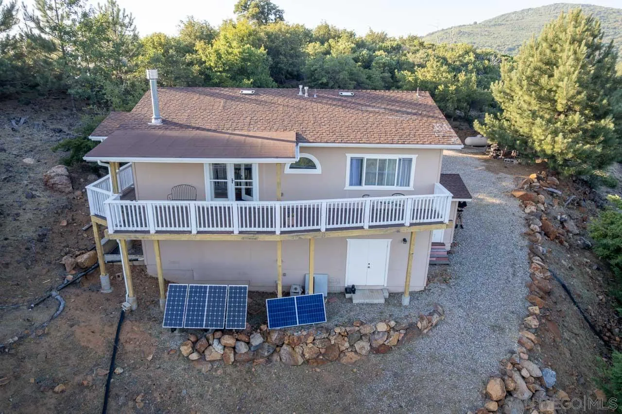 https://cdn.realtyfeed.com/cdn/127/250031370/55d1e413f656031e966a2096137d688f.webp