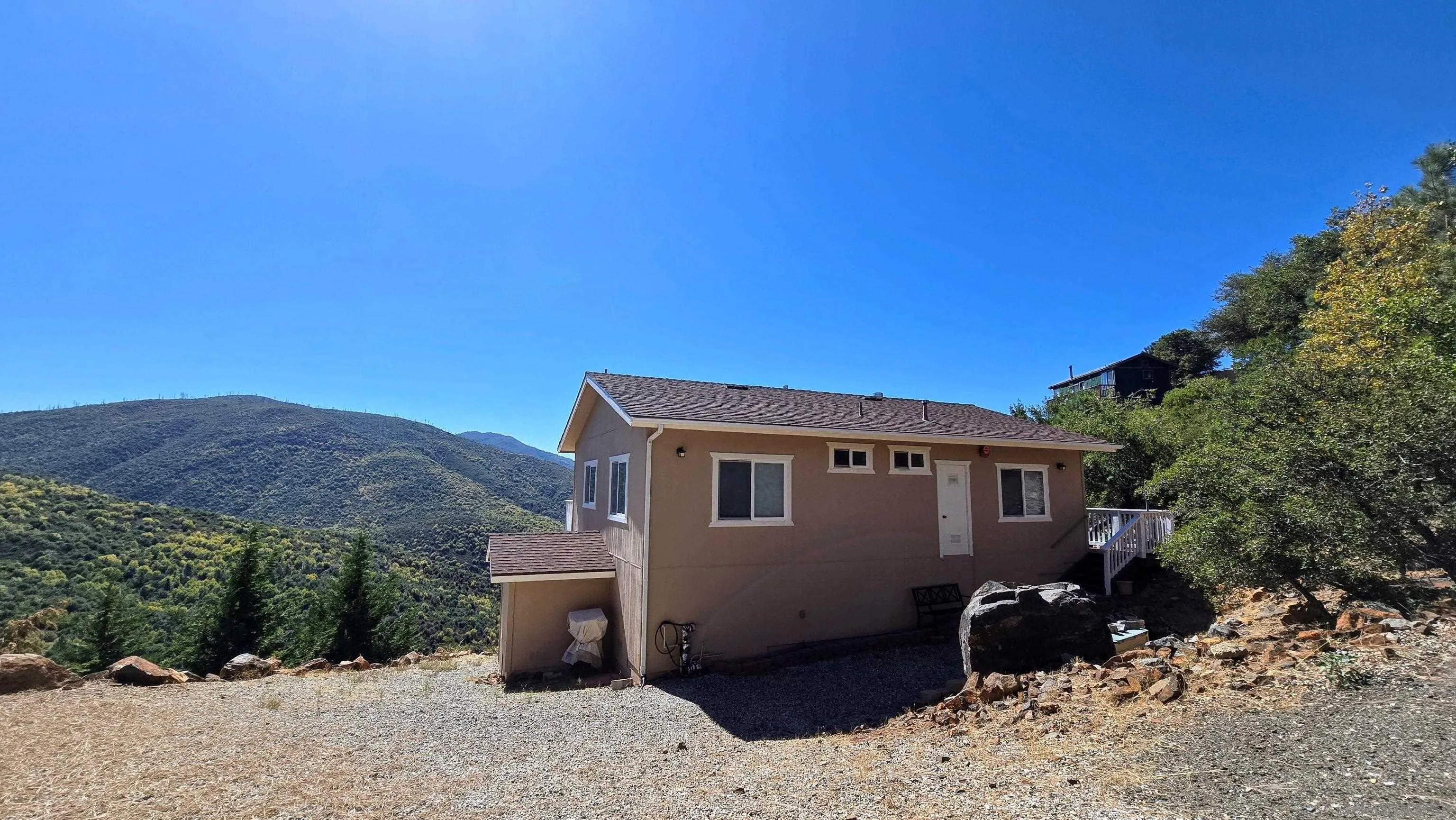 https://cdn.realtyfeed.com/cdn/127/250031370/9c314dab7b5816607318a3a0e32dd910.webp