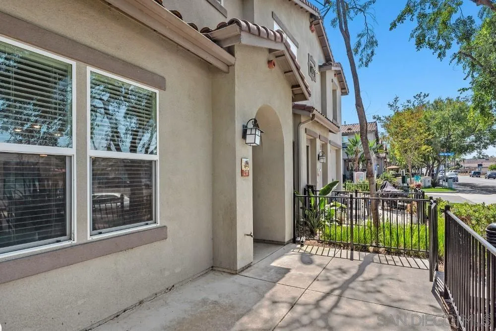 https://cdn.realtyfeed.com/cdn/127/250031401/3004909d2f478776f2a2f5e5d878585c.webp
