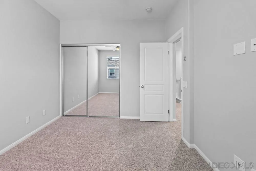 https://cdn.realtyfeed.com/cdn/127/250031401/eb9bcadea19f15b8869e1760fa7ef00f.webp