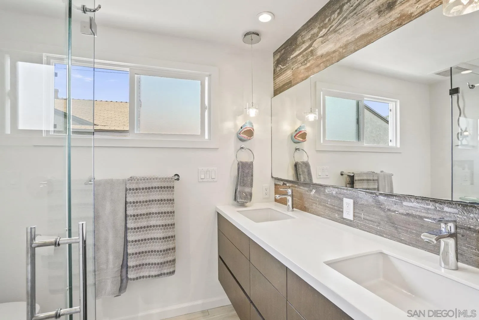 https://cdn.realtyfeed.com/cdn/127/250031405/c0e7832a5b12b6dde9bd6ba51e4a235e.webp