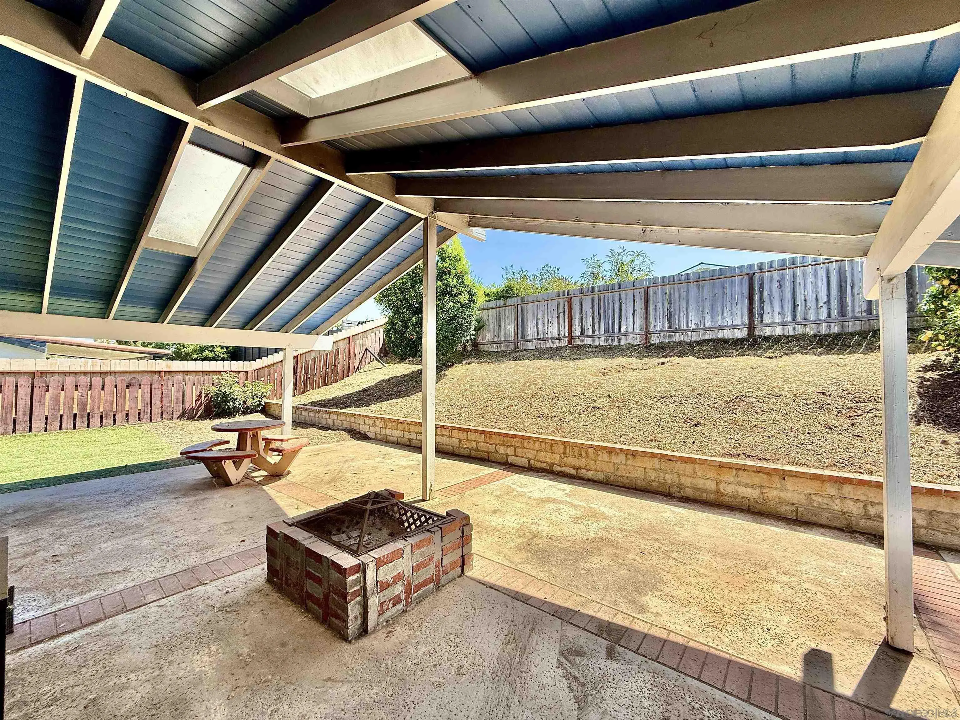 https://cdn.realtyfeed.com/cdn/127/250031426/0aebfc8262d8afdc97603bddb997b2ba.webp